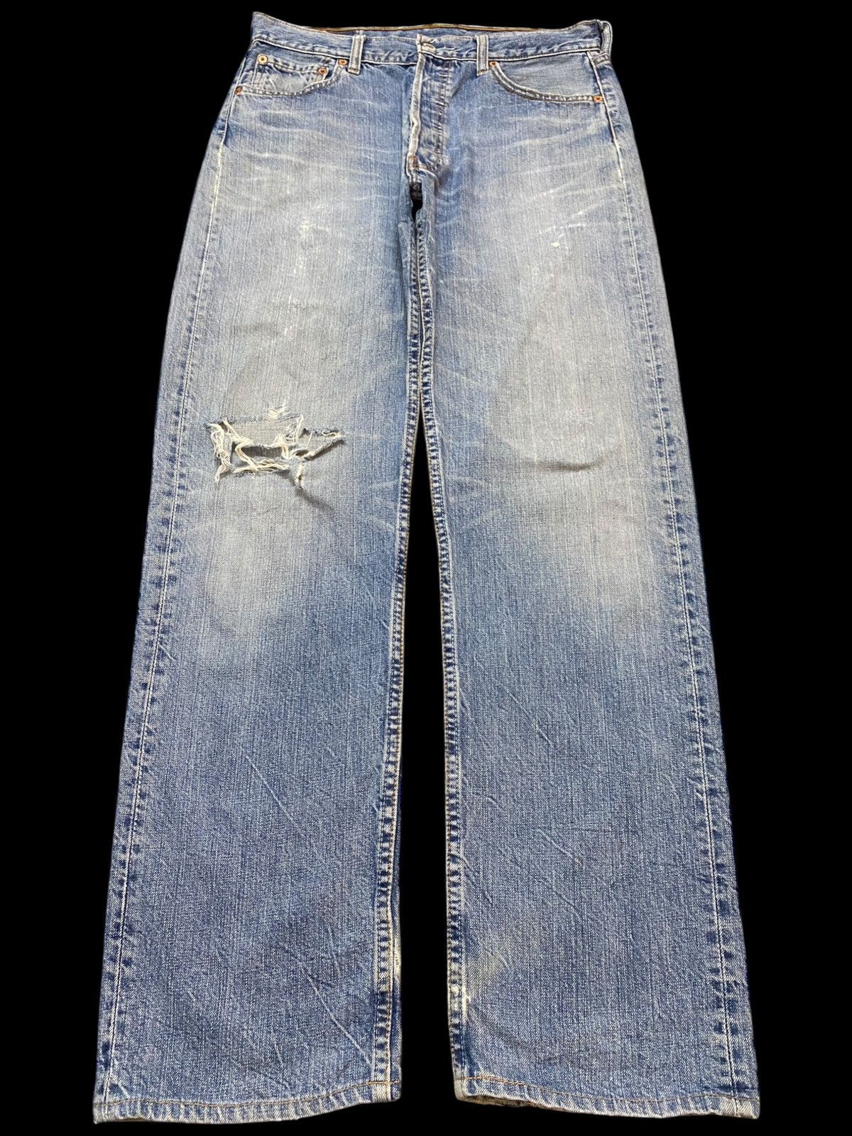 Levi's Vintage Levis 501 Y2K Faded Wash Distressed Loose Jeans Size US 30 / EU 46 - 1 Thumbnail