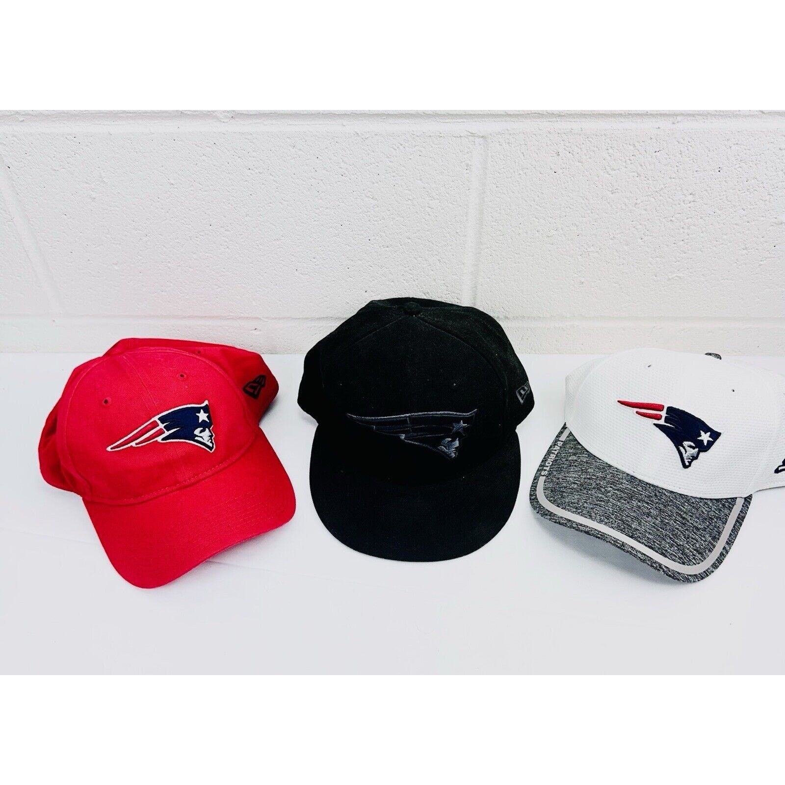 NFL New England Patriots NFL Hat Fitted Cap Lot Of 3 M/L *flaws Size ONE SIZE - 1 Thumbnail