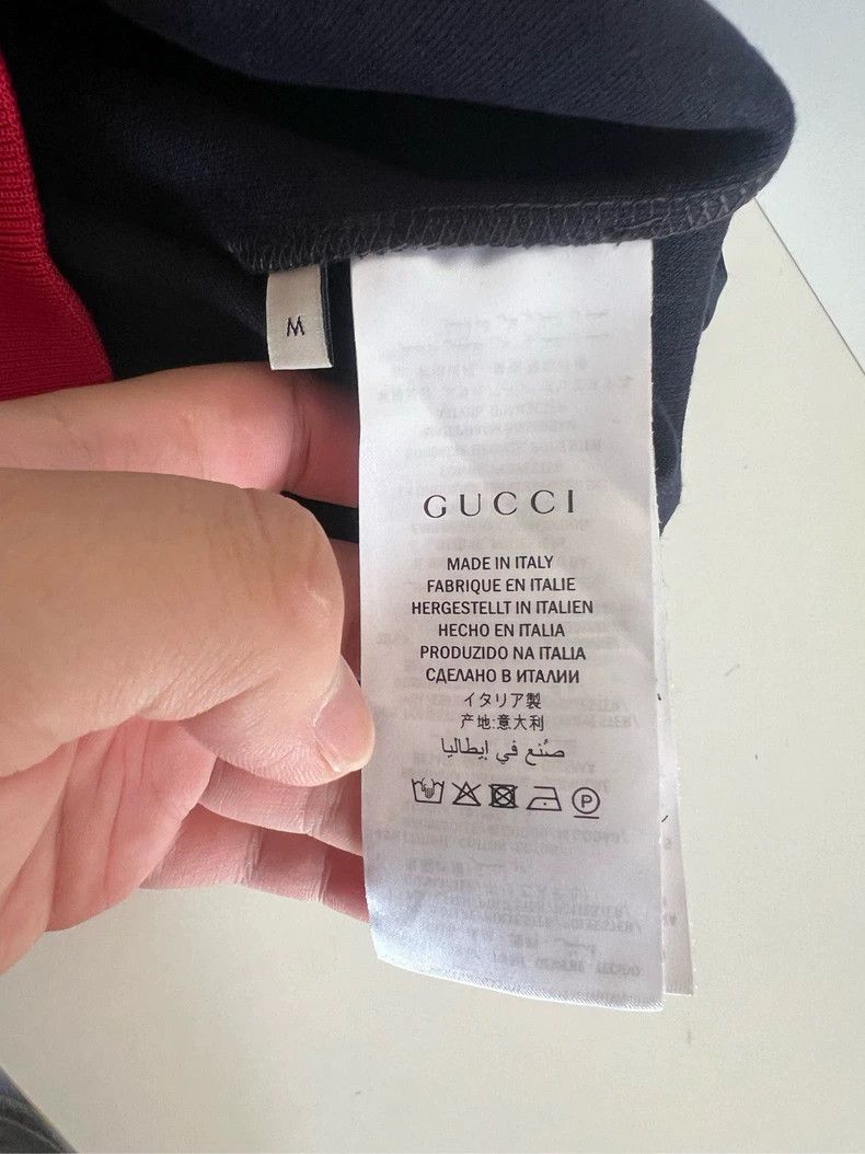 Gucci Gucci Red and black striped bee embroidered zipper jacket 2 Size US M / EU 48-50 / 2 - 5 Thumbnail