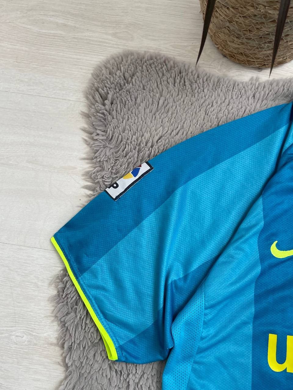 Nike × Vintage Nike Barcelona Vintage Soccer Jersey #19 Messi Rare Item Size US S / EU 44-46 / 1 - 4 Thumbnail
