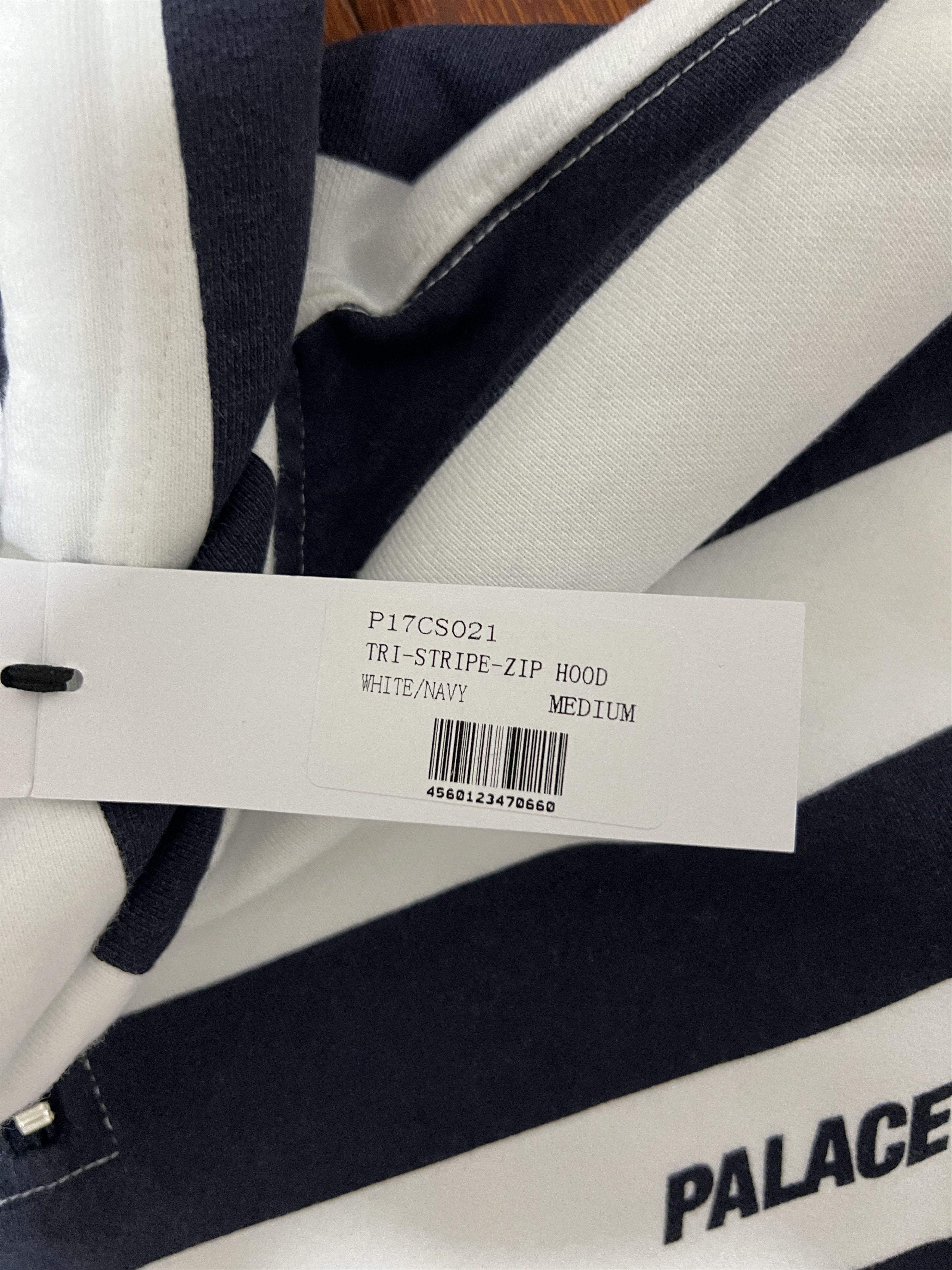 Palace 💚 2019 Palace TRI-STRIPE-ZIP Hoodie Navy Medium NEW Size US M / EU 48-50 / 2 - 10 Thumbnail