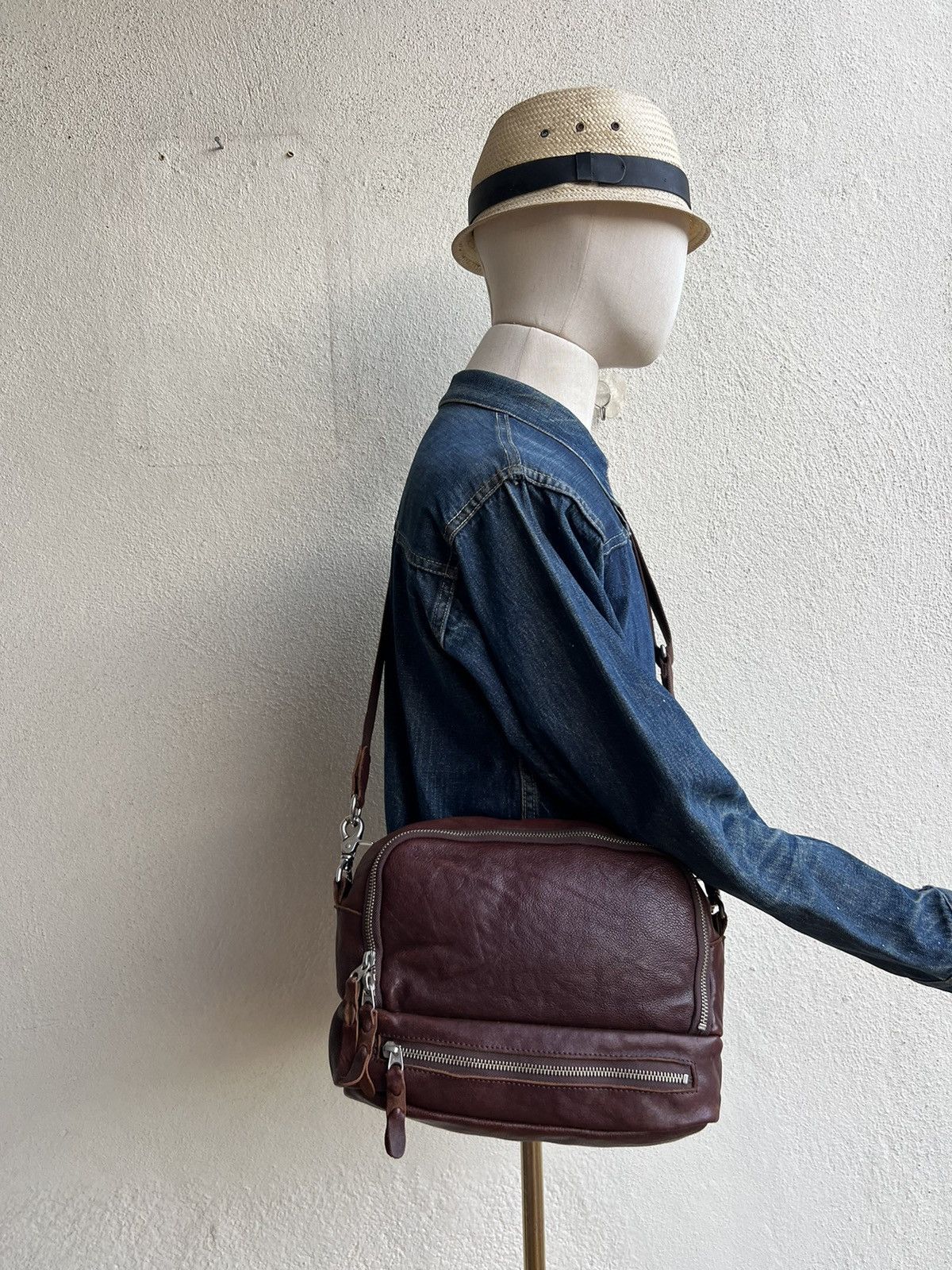 Japanese Brand Vintage Butler Verner Sails Patina Leather Bag 2 Compartment Size ONE SIZE - 2 Thumbnail