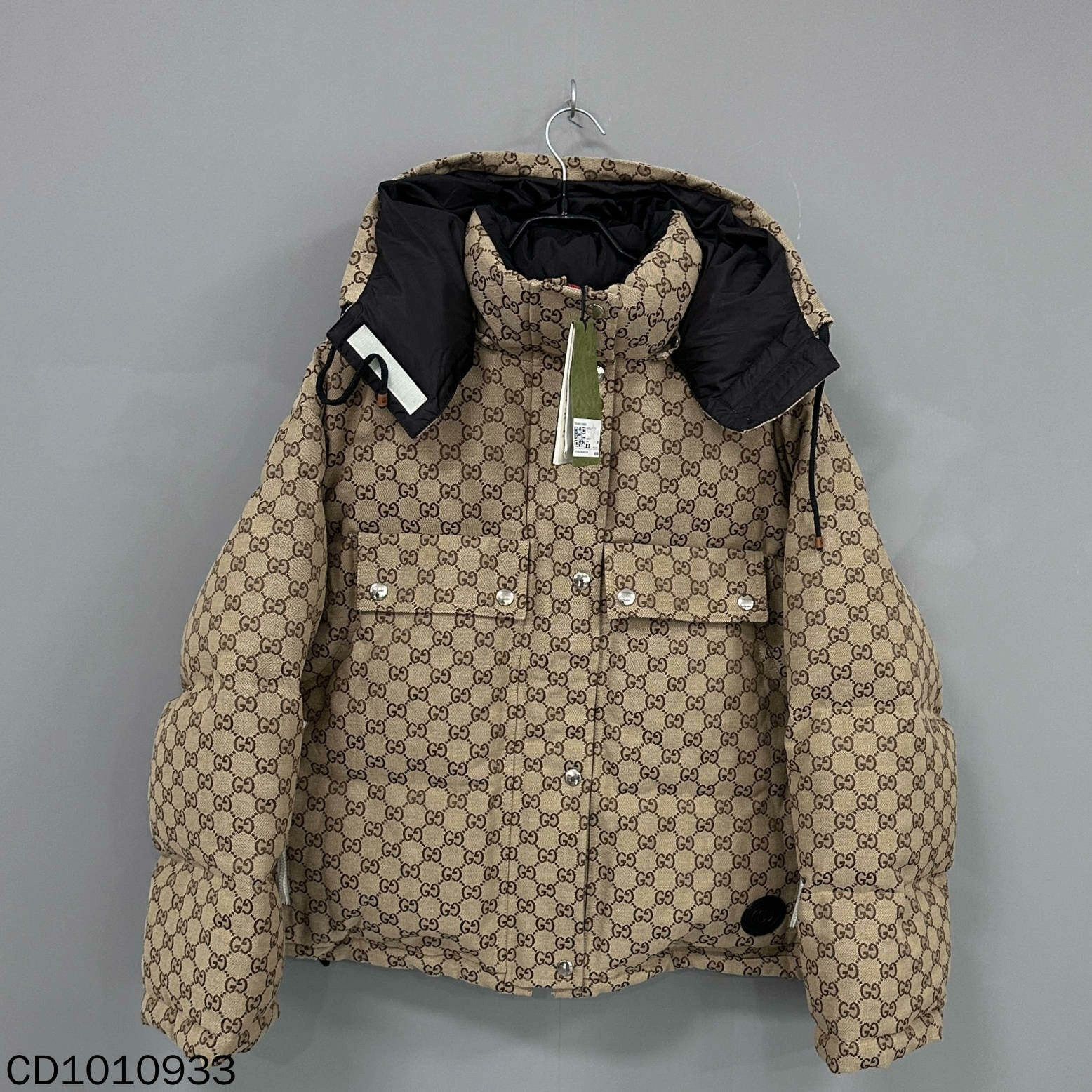 Gucci Gucci Down Heavy Coat 40 Women Size S / US 4 / IT 40 - 1 Thumbnail
