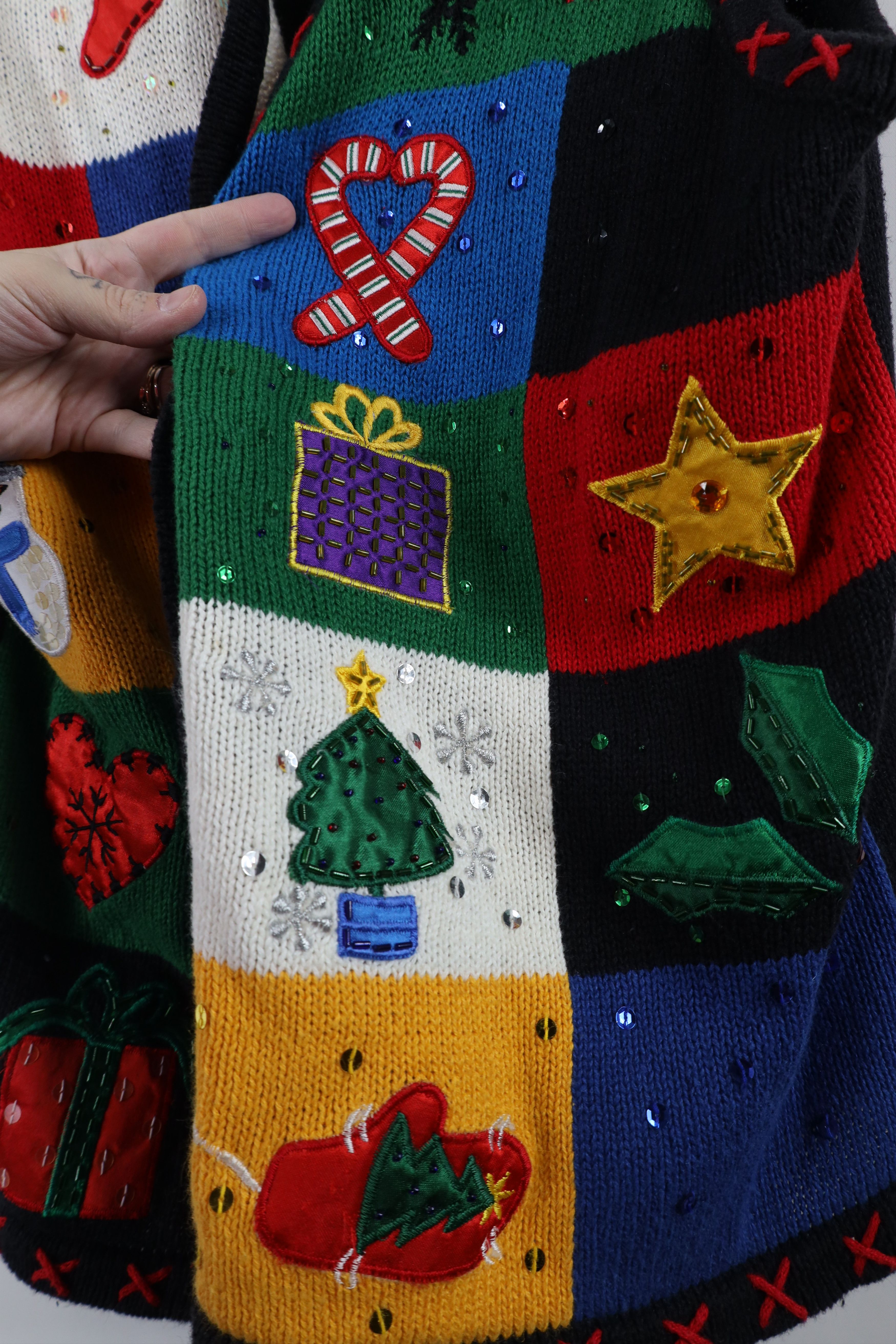 Vintage Vintage 90s Streetwear Christmas Cardigan Sweater Vest Size L / US 10 / IT 46 - 9 Thumbnail