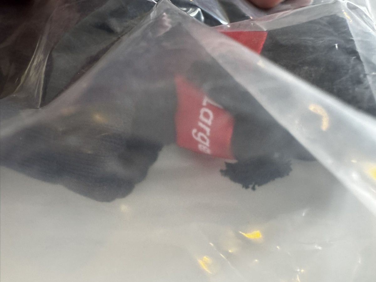 Supreme SUPREME Satin Appliqué Sweatpants NAVY Size L (IN HAND) Size US 34 / EU 50 - 5 Thumbnail