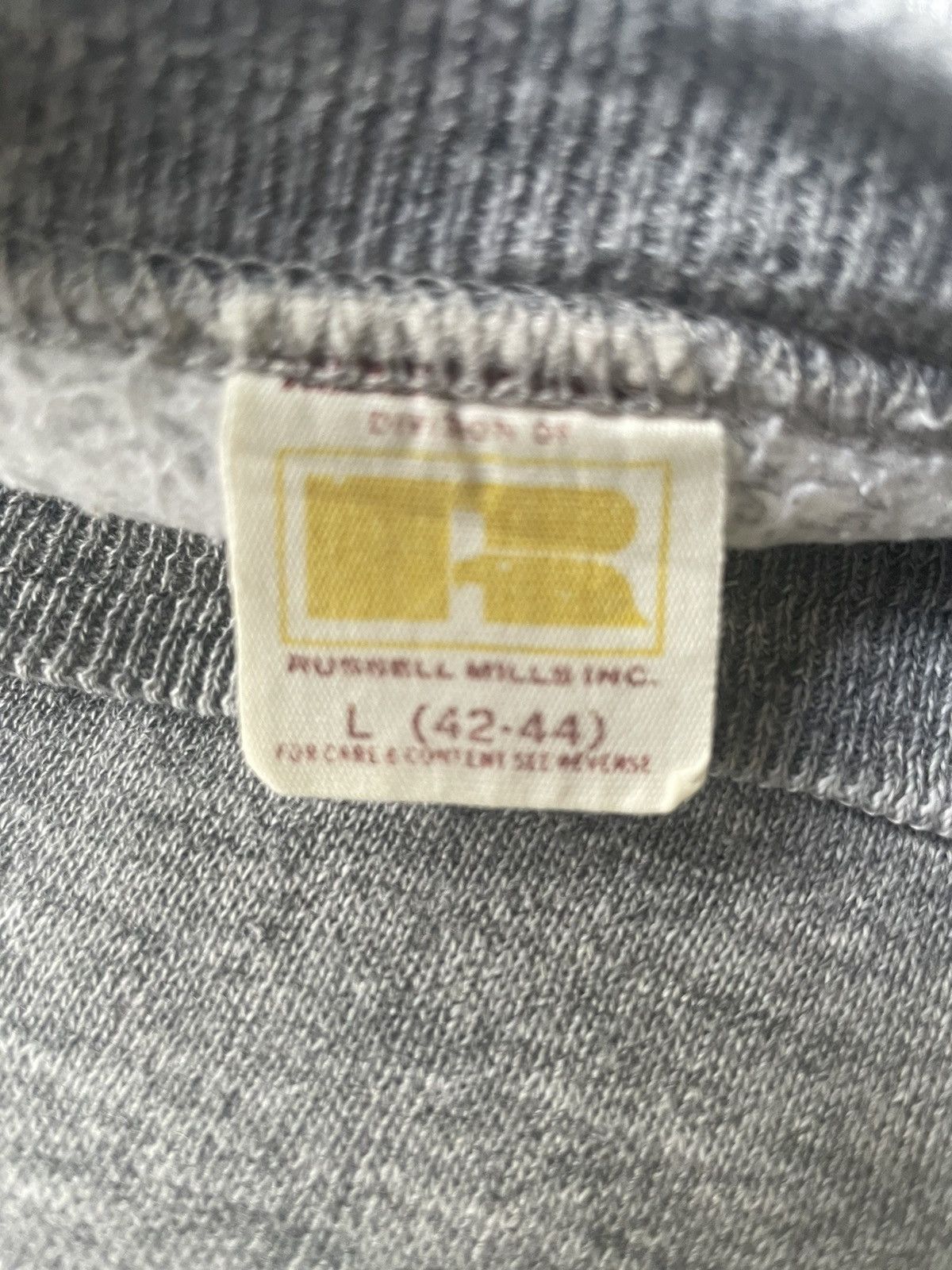 Other Vintage 70’s Russell Mills Crewneck Size US L / EU 52-54 / 3 - 8 Thumbnail