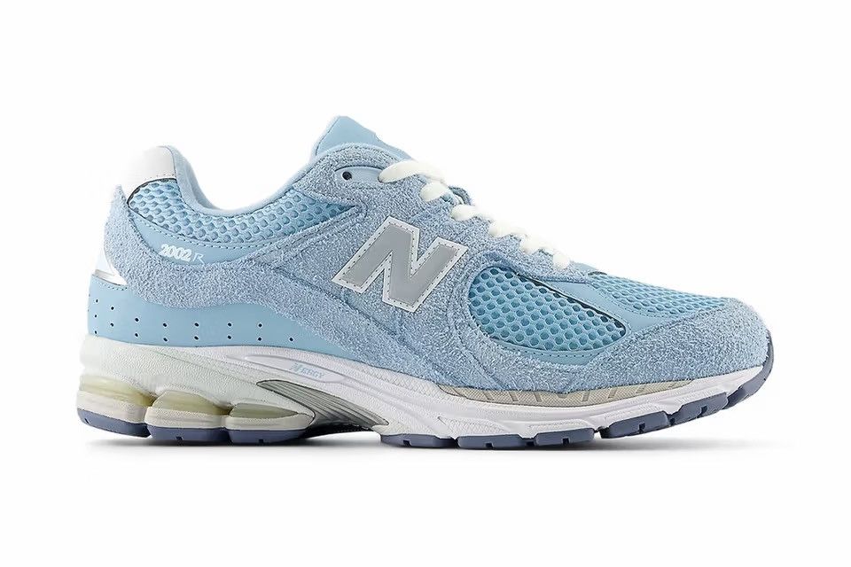New Balance 🔥New Balance 2002R “BRIGHT SKY” Sneakers/New Balance 2002R Size US 9 / EU 42 - 4 Thumbnail