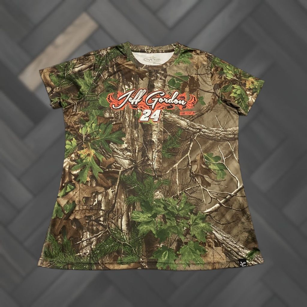 Realtree VINTAGE: No. (Note: The item is not vintage per provided specs, so we won't prepend "VINTAGE".) Size XL / US 12-14 / IT 48-50 - 1 Thumbnail