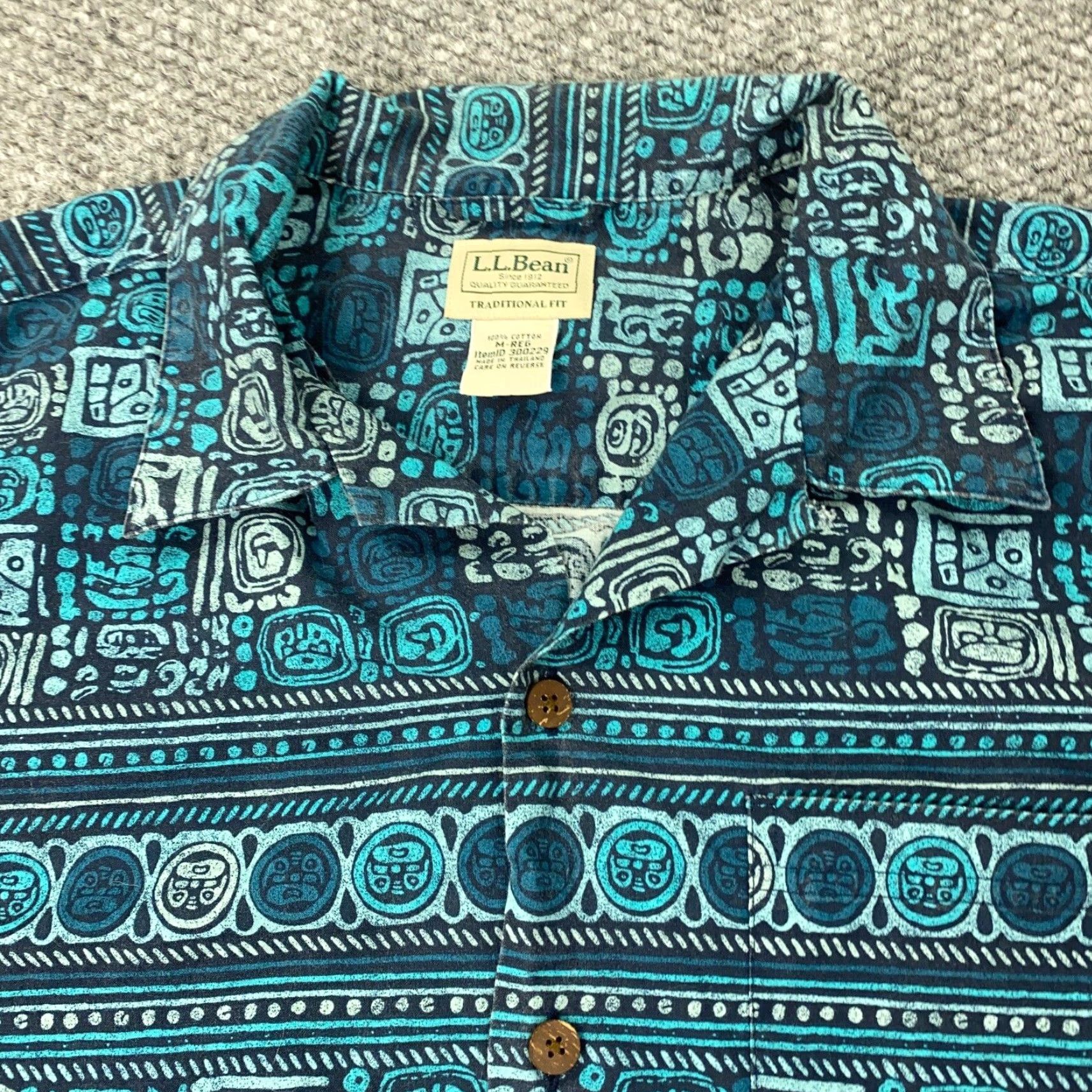 Vintage LL Bean Shirt Mens M Blue Traditional Fit Camp Geometric Tribal Button-Up Short Sleeve Cotton Size US M / EU 48-50 / 2 - 3 Thumbnail