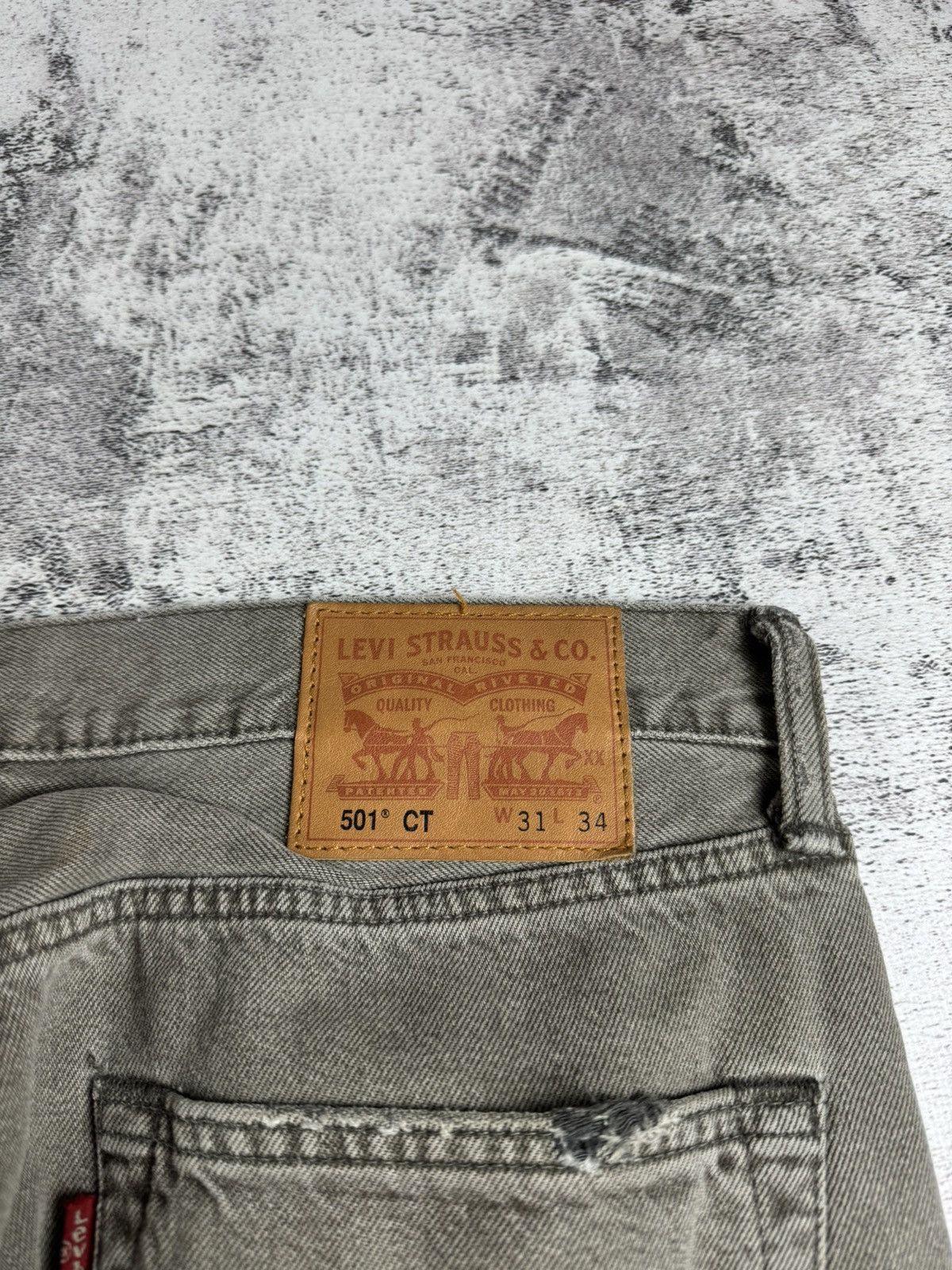 Levi's Vintage Levis 501 CT 31/34 Straight USA Jeans Pants Trousers Size US 31 - 21 Thumbnail