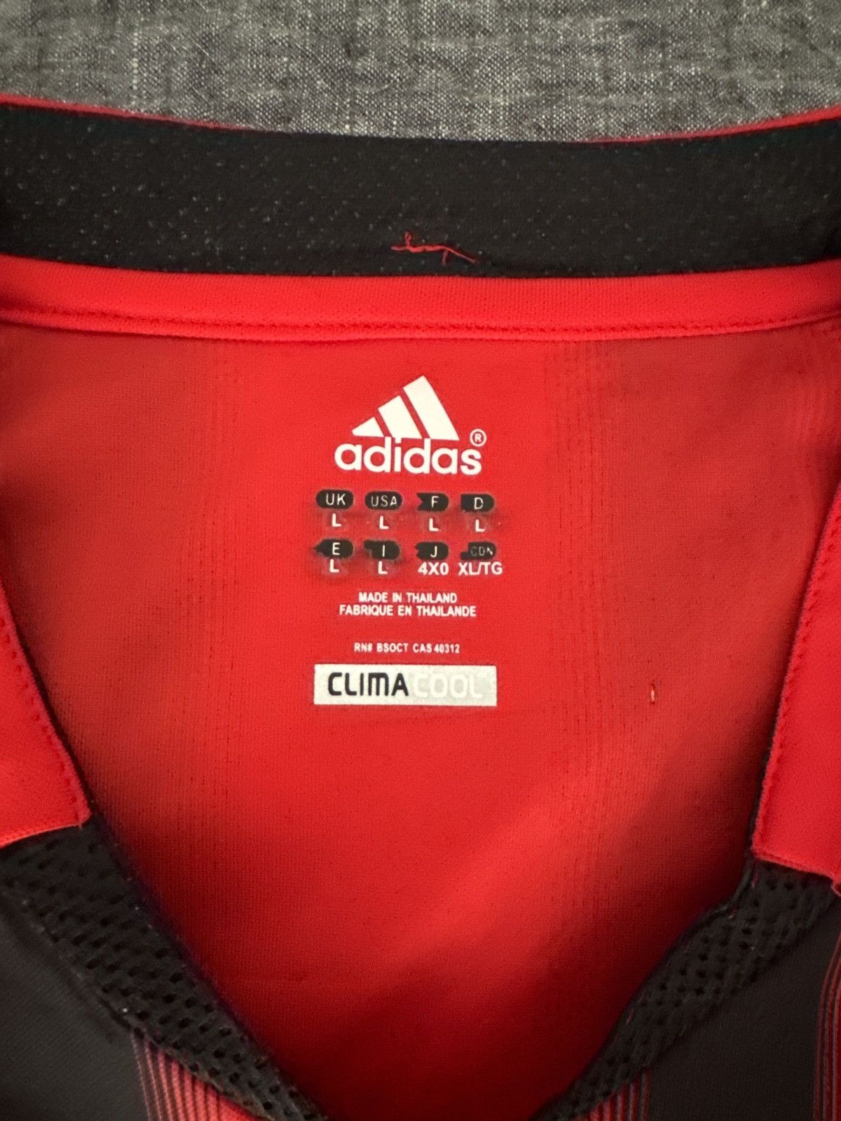 Adidas AC Milan 2005 jersey Size US L / EU 52-54 / 3 - 5 Thumbnail