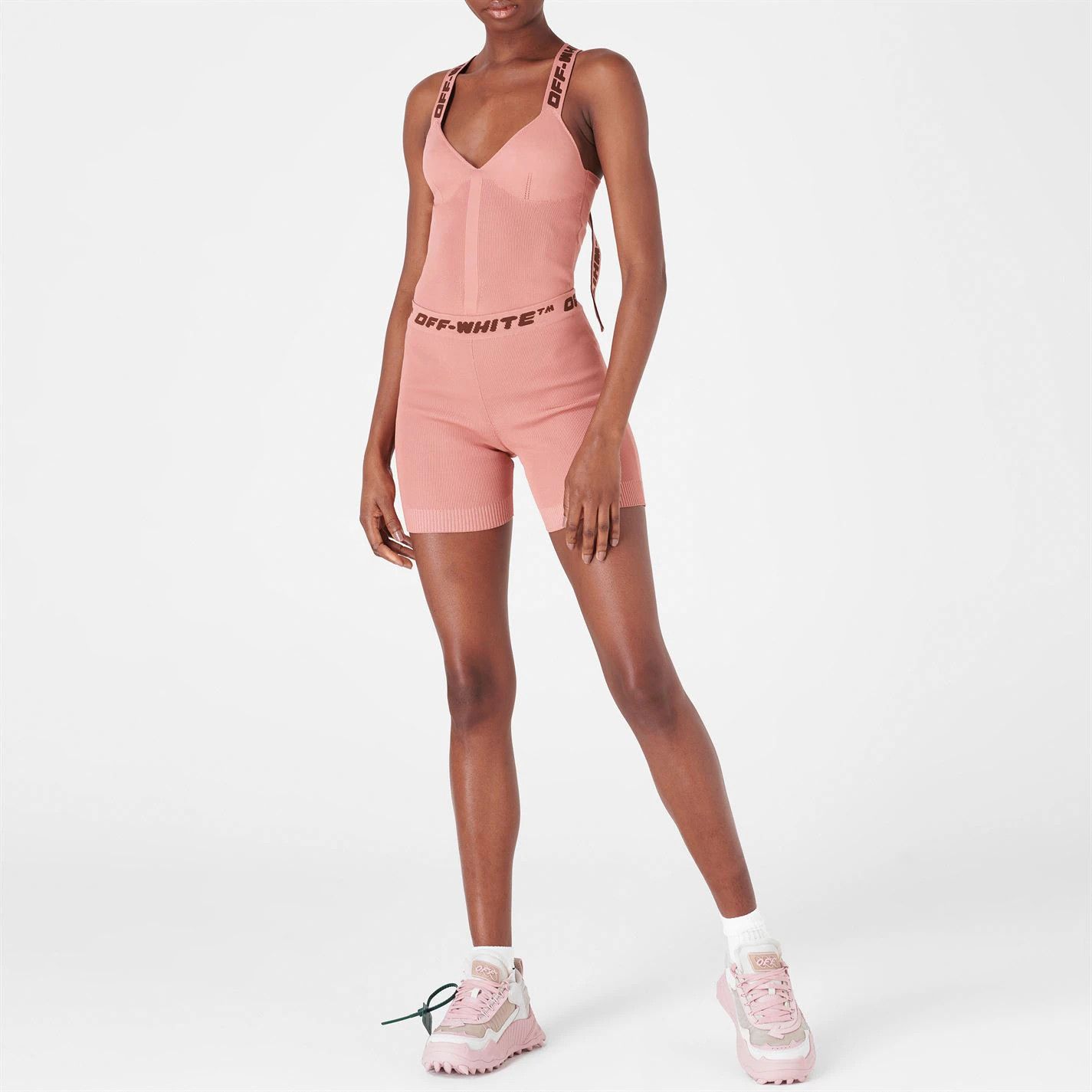 o1g2r1mq1224 Logo Band Tank Top in Pink