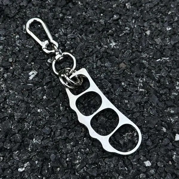 Jewelry Metal Brass Knuckle Keychain Clip, Edgy Men's Accessory Size ONE SIZE - 4 Thumbnail