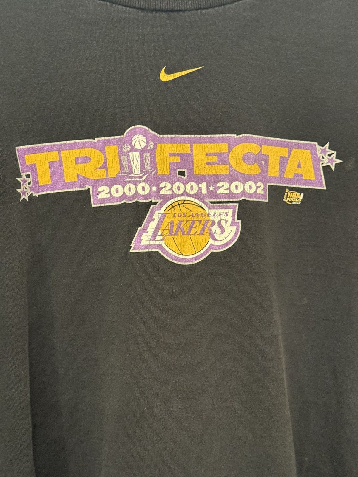Nike Rare Vintage 2002 LA Lakers “Trifecta” Tee – 3-Peat Champs Size US XL / EU 56 / 4 - 3 Thumbnail