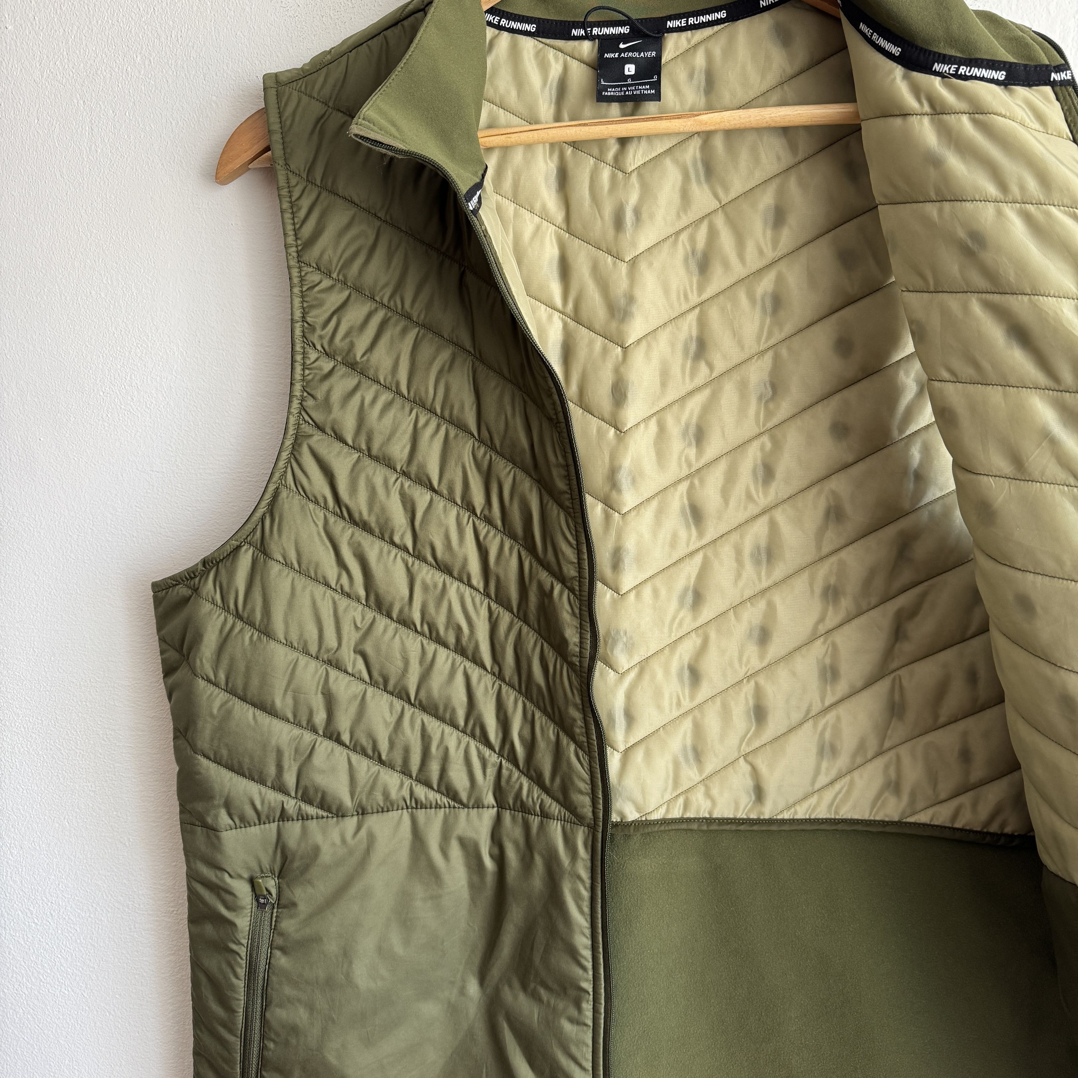 Nike Share Nike Aerolayer Running Gilet Vest Mens L Size US L / EU 52-54 / 3 - 9 Thumbnail