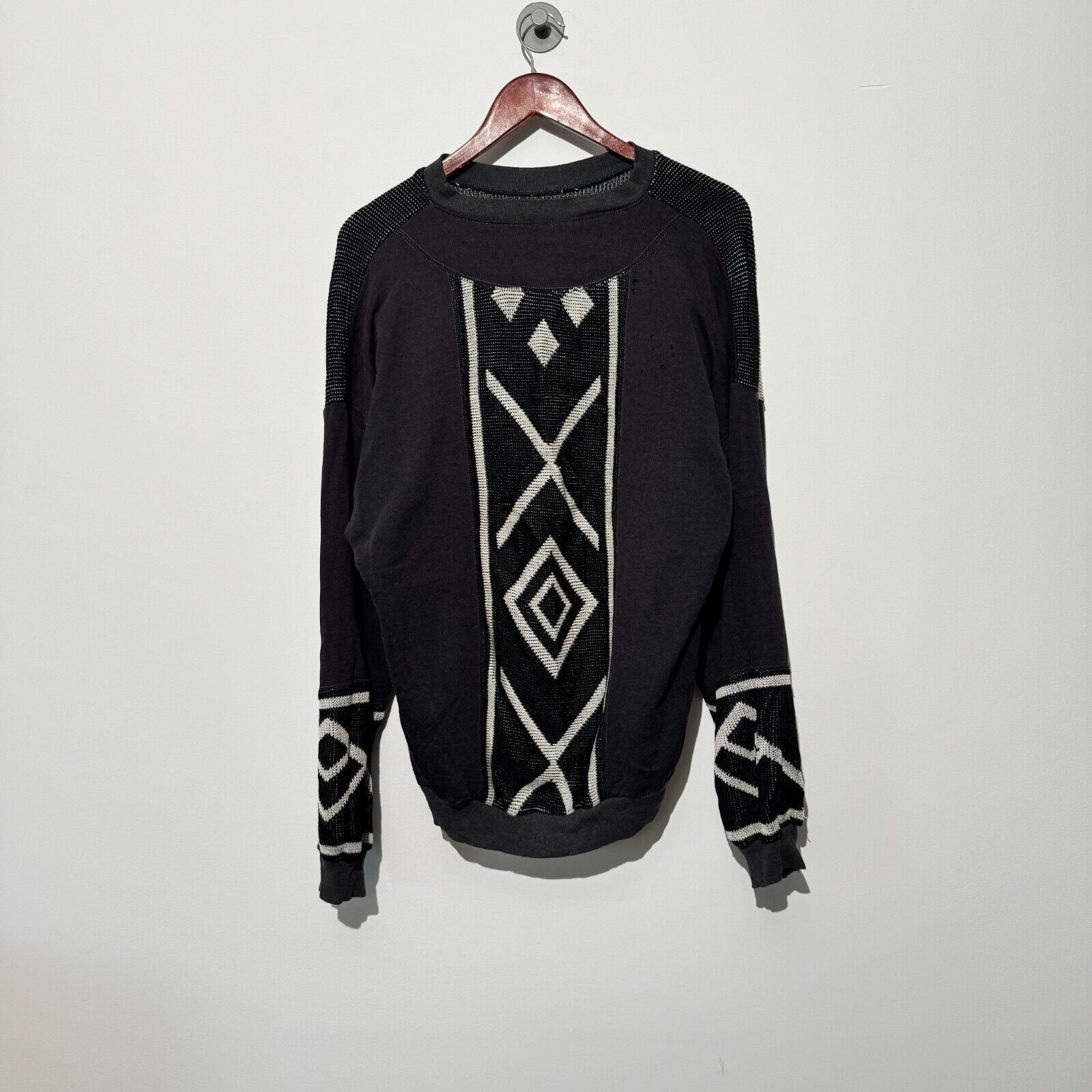 Vintage Vintage Unisex Black Acrylic Sweater Size M Regular Fit Size US M / EU 48-50 / 2 - 1 Thumbnail