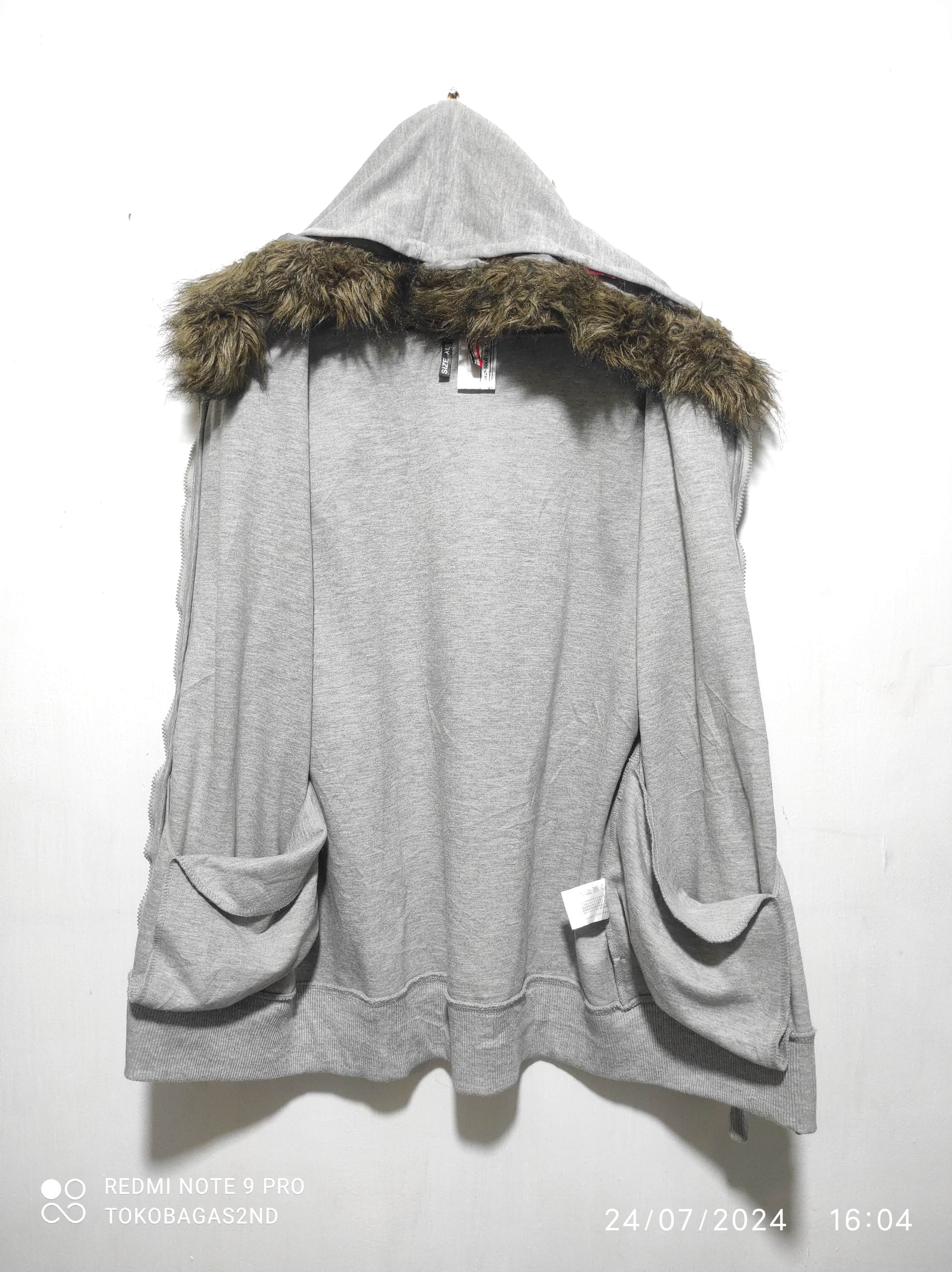 14th Addiction B one Soul Fur Hoodie Skull if six was nine style Size US L / EU 52-54 / 3 - 11 Thumbnail
