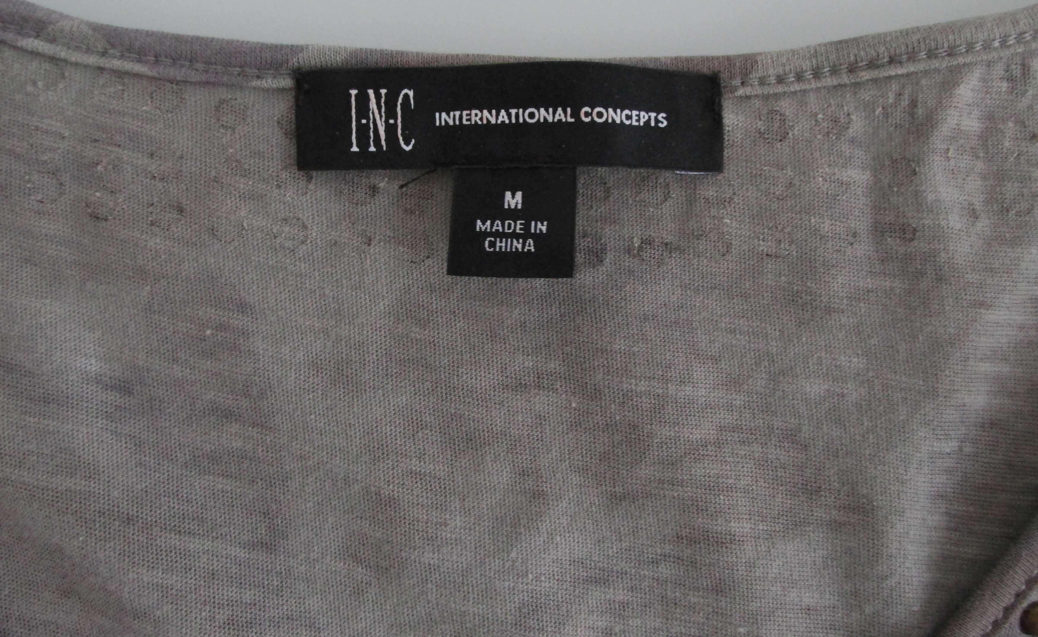 I.N.C INC (NWOT) Cold (Open) Shoulder Knit Top Size Medium Size M / US 6-8 / IT 42-44 - 2 Thumbnail