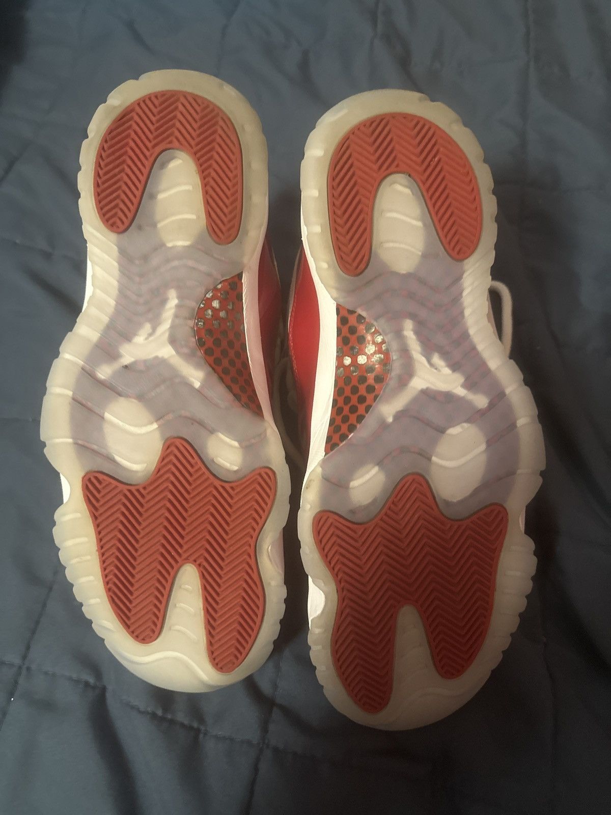 Jordan 11 Cherry