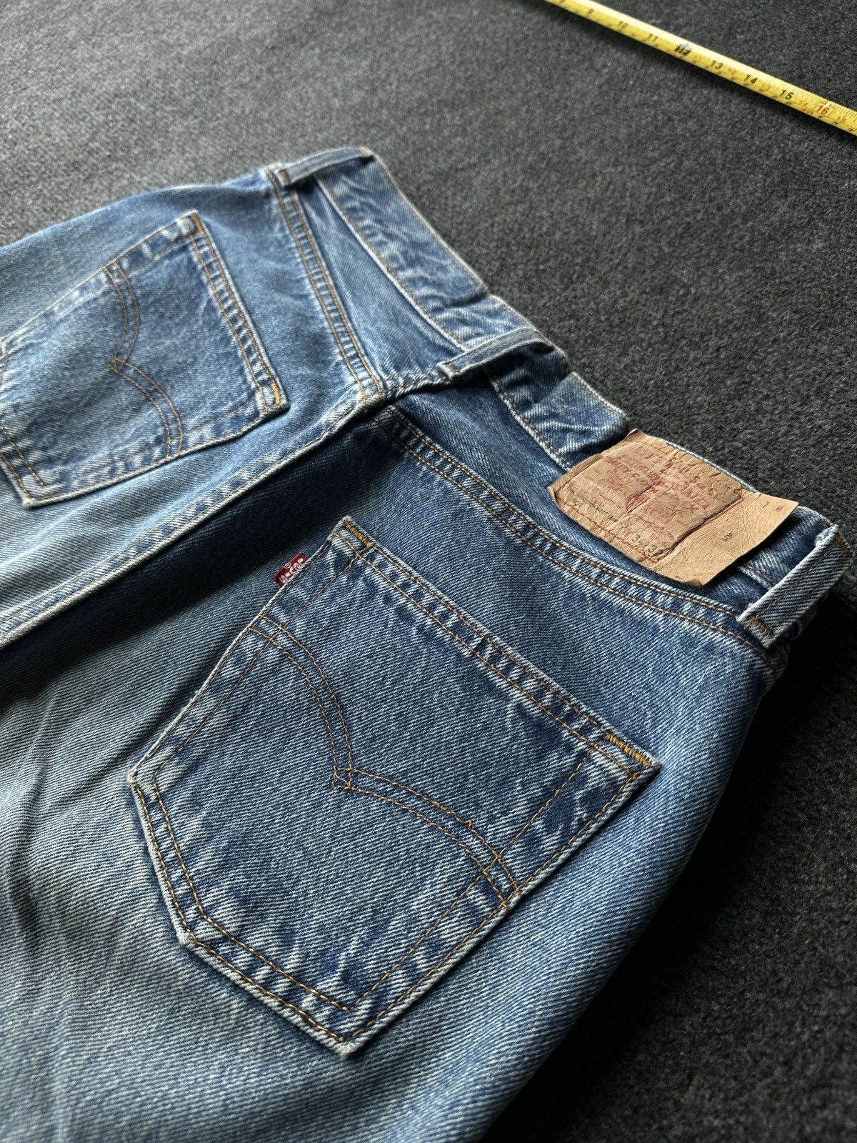 Levi's 🚨 VNTG LEVI’S 901 BLUE DENUM MADE IN USA Size US 34 / EU 50 - 17 Thumbnail