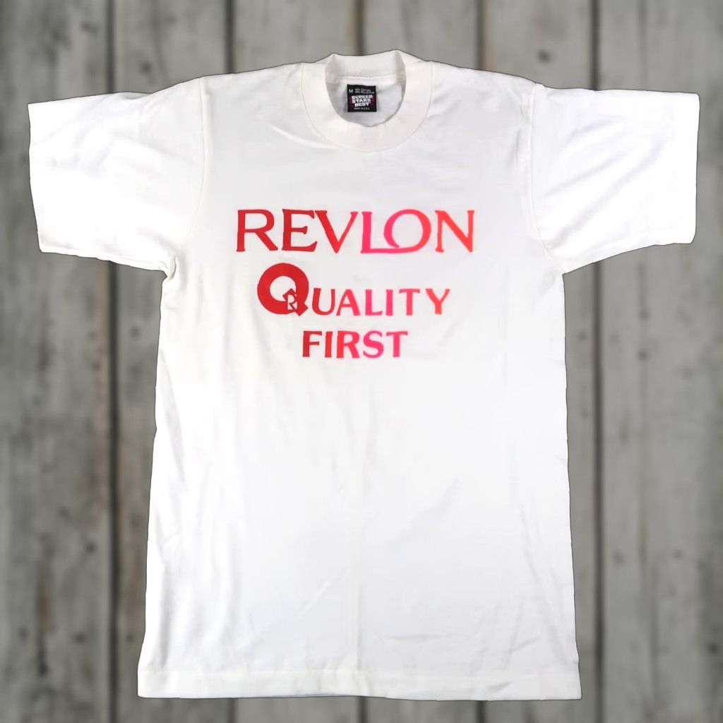 Vintage VINTAGE 90s Revlon Quality First Graphic Print T-Shirt Men Medium White Cotton Retro Size US M / EU 48-50 / 2 - 1 Thumbnail