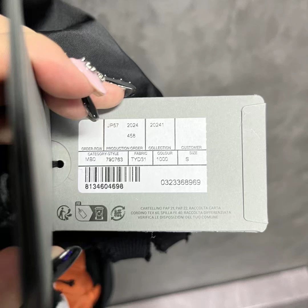 Balenciaga Balenciaga Hooded Bomber Jacket Black Orange Lining Size US S / EU 44-46 / 1 - 4 Thumbnail