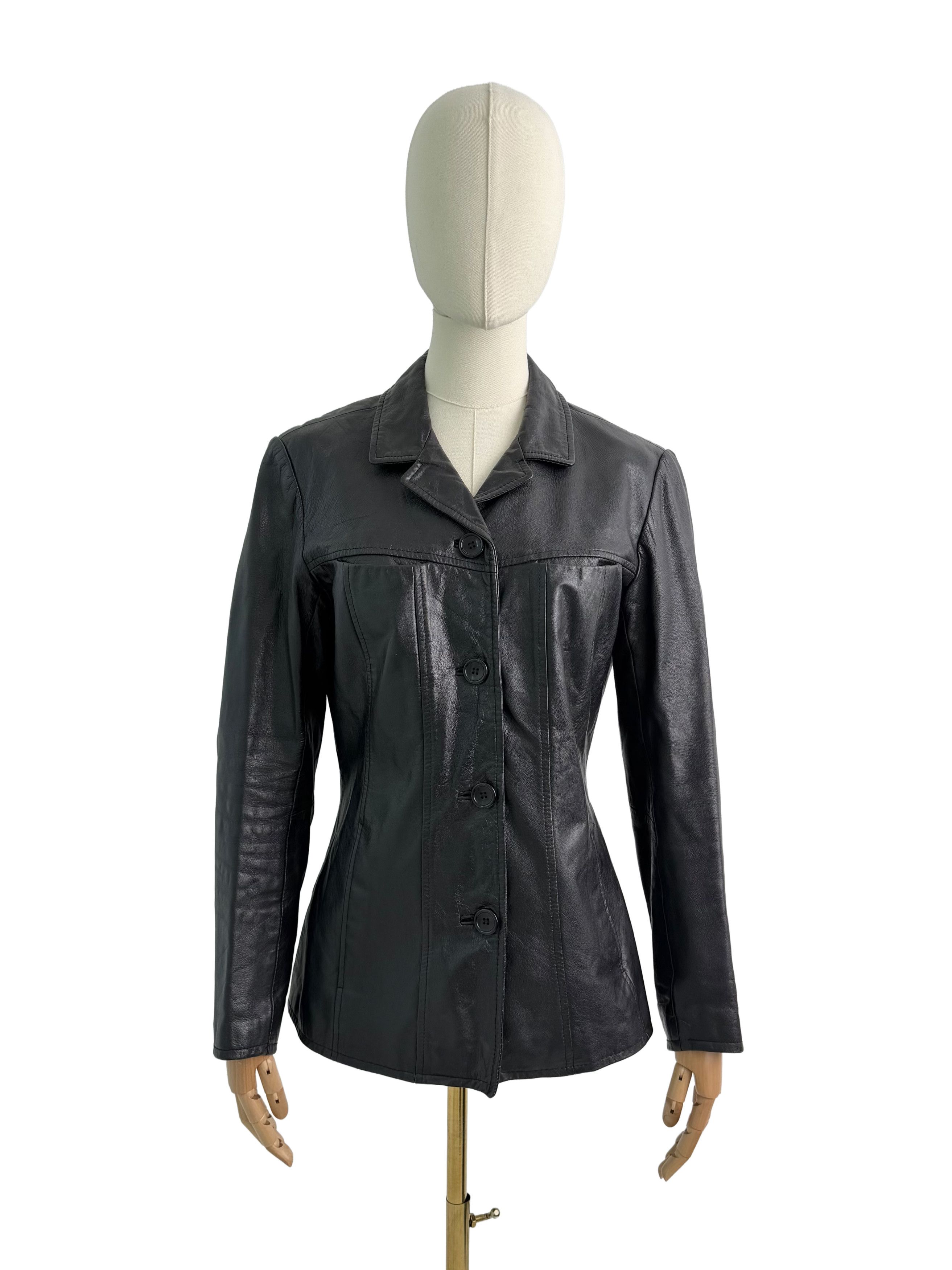 Vintage Vintage Leather Blazer Jacket Button Front Tailored Classic Size M / US 6-8 / IT 42-44 - 1 Thumbnail