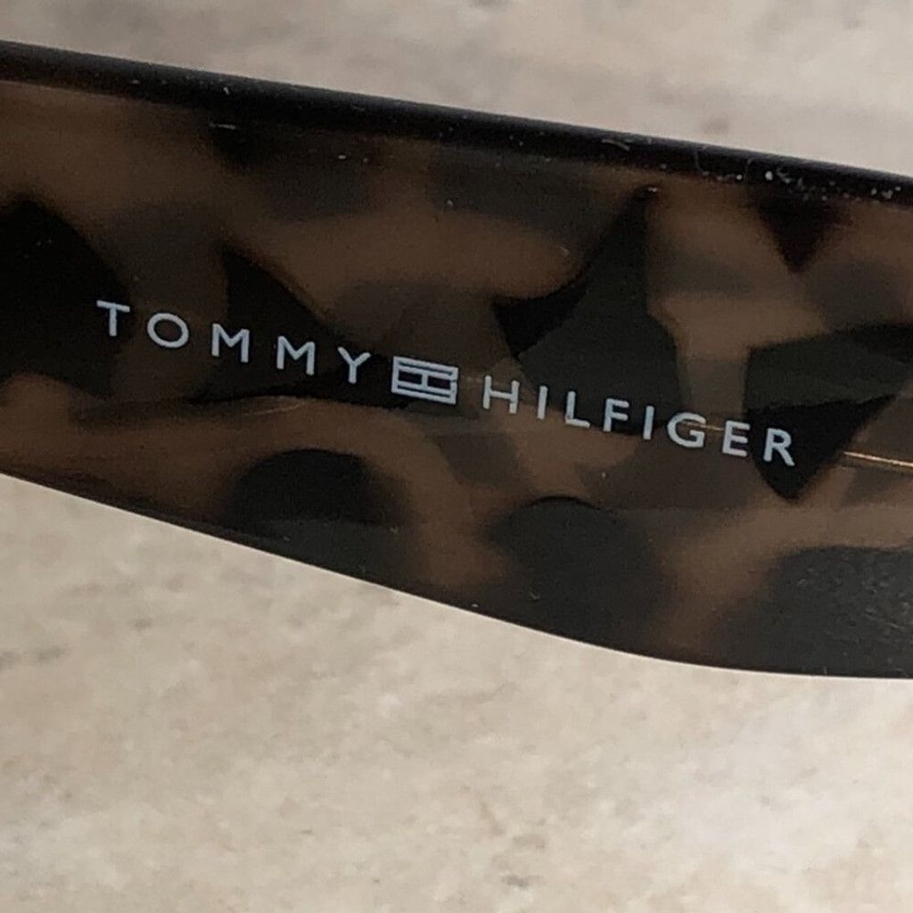 Tommy Hilfiger Tommy Hilfiger Cat-Eye Gray Animal Print Sunglasses Size ONE SIZE - 4 Thumbnail
