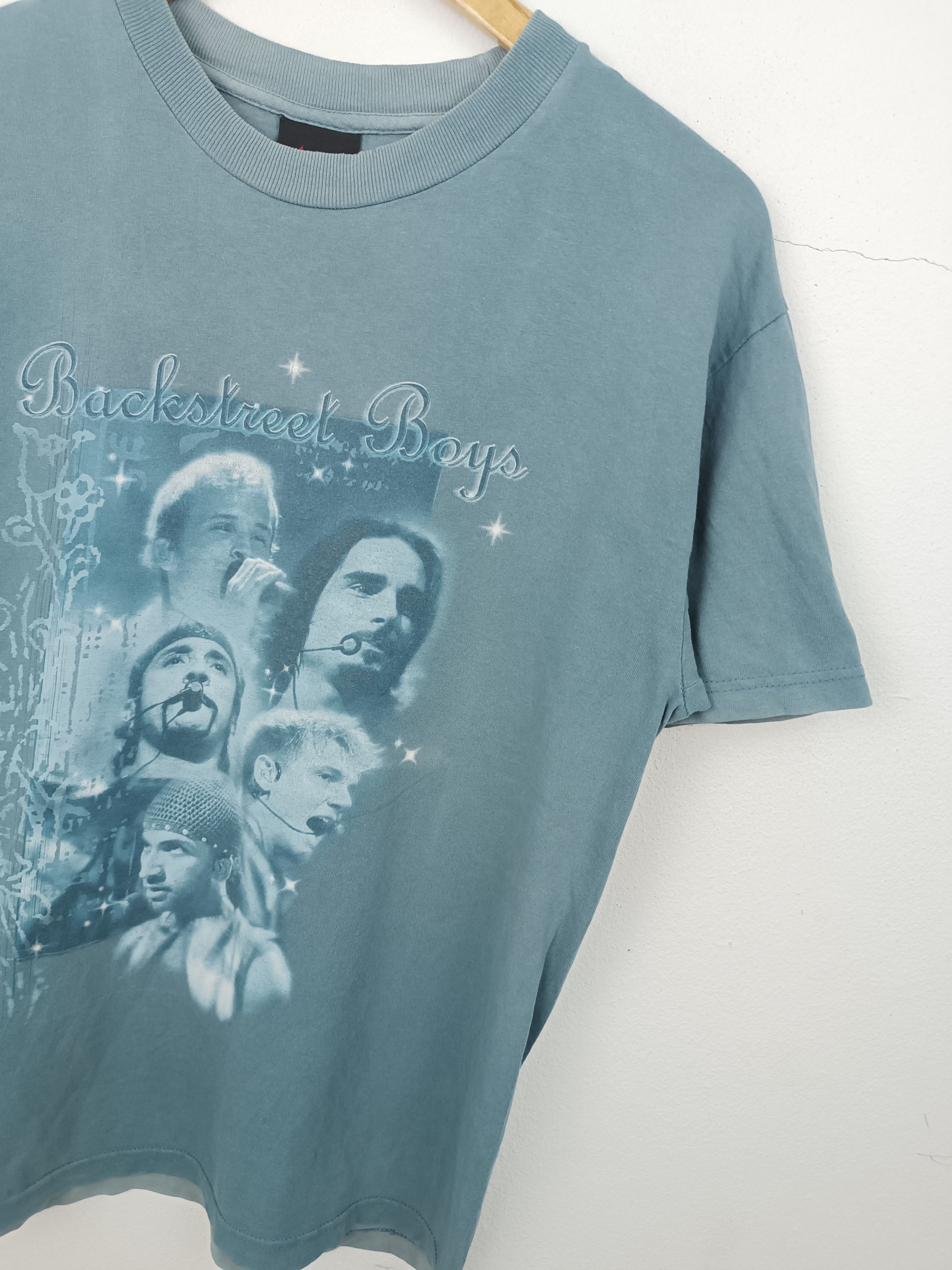 Band Tees VINTAGE 2001 BACKSTREET BOYS BLACK & BLUE TOUR nsync otown Size US M / EU 48-50 / 2 - 6 Thumbnail