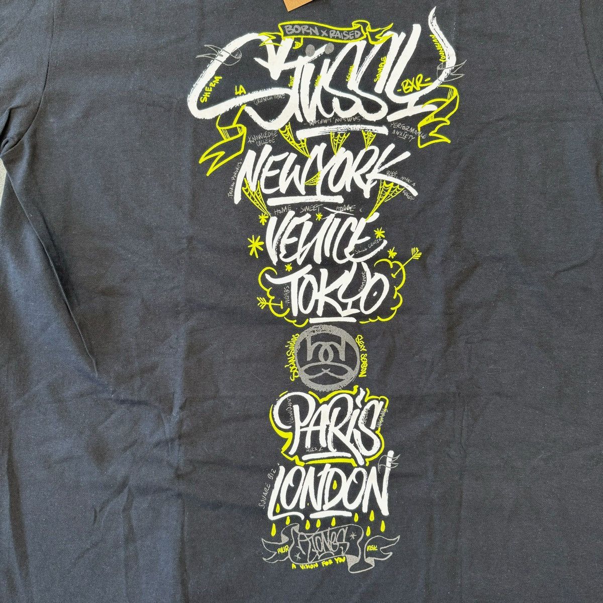 Born X Raised × Stussy Stussy Born x Raised Handstyles Tee Size US L / EU 52-54 / 3 - 2 Thumbnail