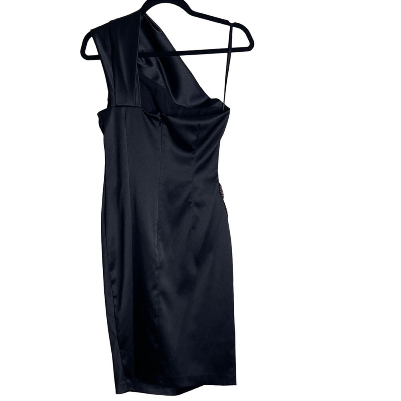 Other ELIZA J One-Shoulder Beaded Satin Formal Dress Size M / US 6-8 / IT 42-44 - 4 Thumbnail