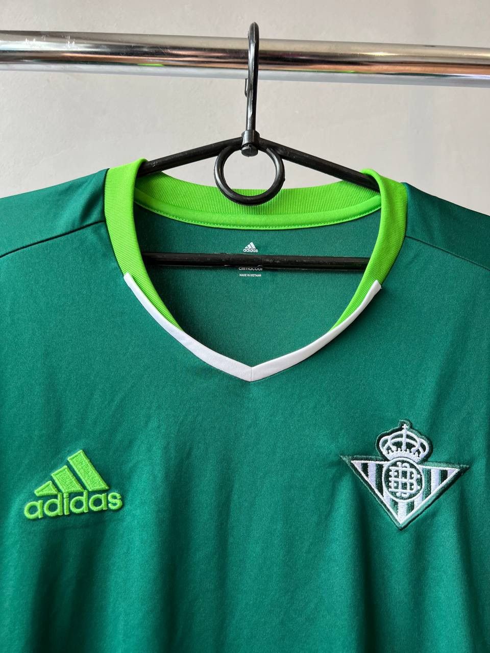Adidas 2016/17 REAL BETIS AWAY SOCCER JERSEY FOOTBALL SHIRT SIZE L Size US L / EU 52-54 / 3 - 5 Thumbnail
