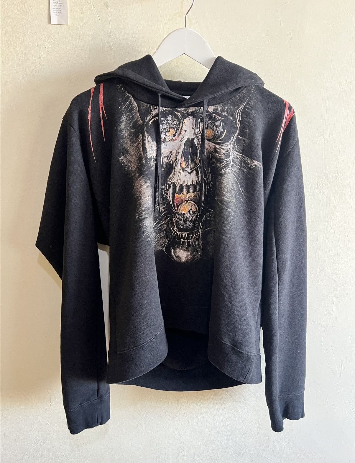 Vetements VETEMENTS MISPLACED SKULL PRINT HOODIE Size US S / EU 44-46 / 1 - 3 Thumbnail