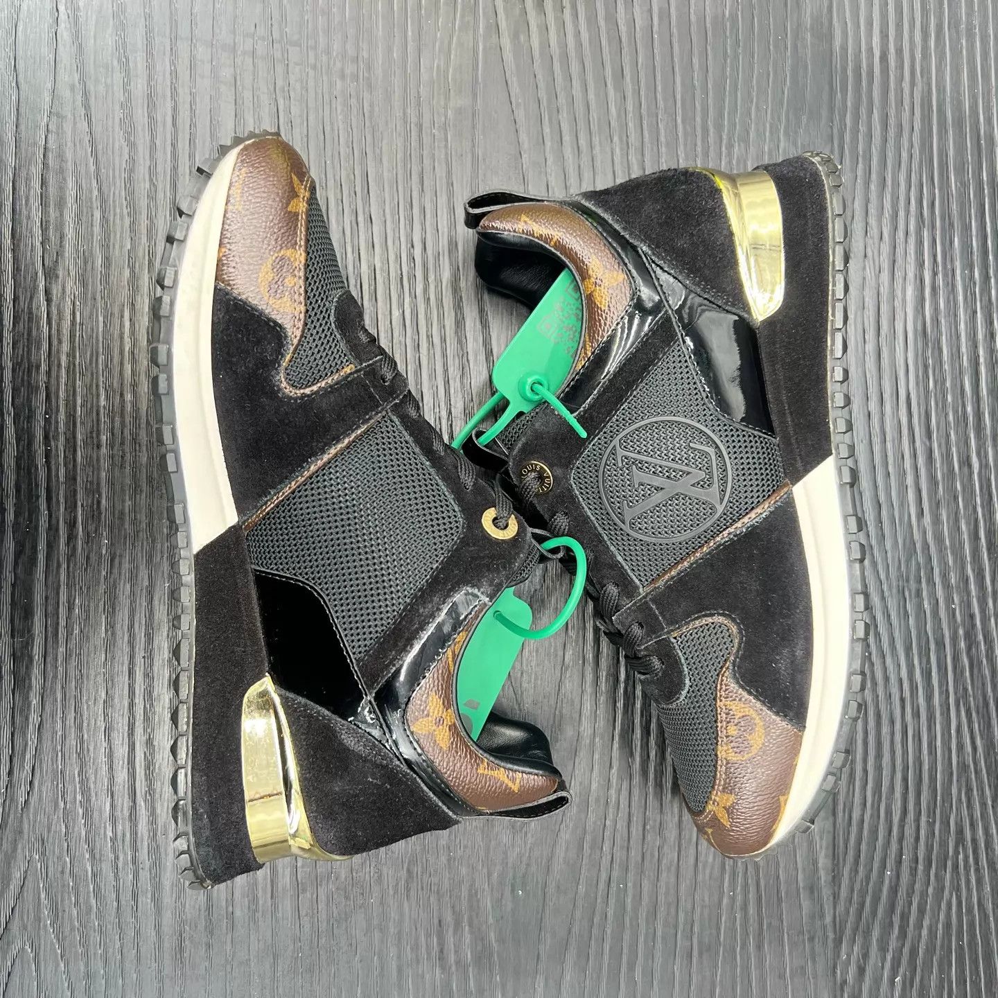 Louis Vuitton Louis Vuitton Runaway Black Monogram 34.5 EU New Size US 4 / IT 34 - 3 Thumbnail