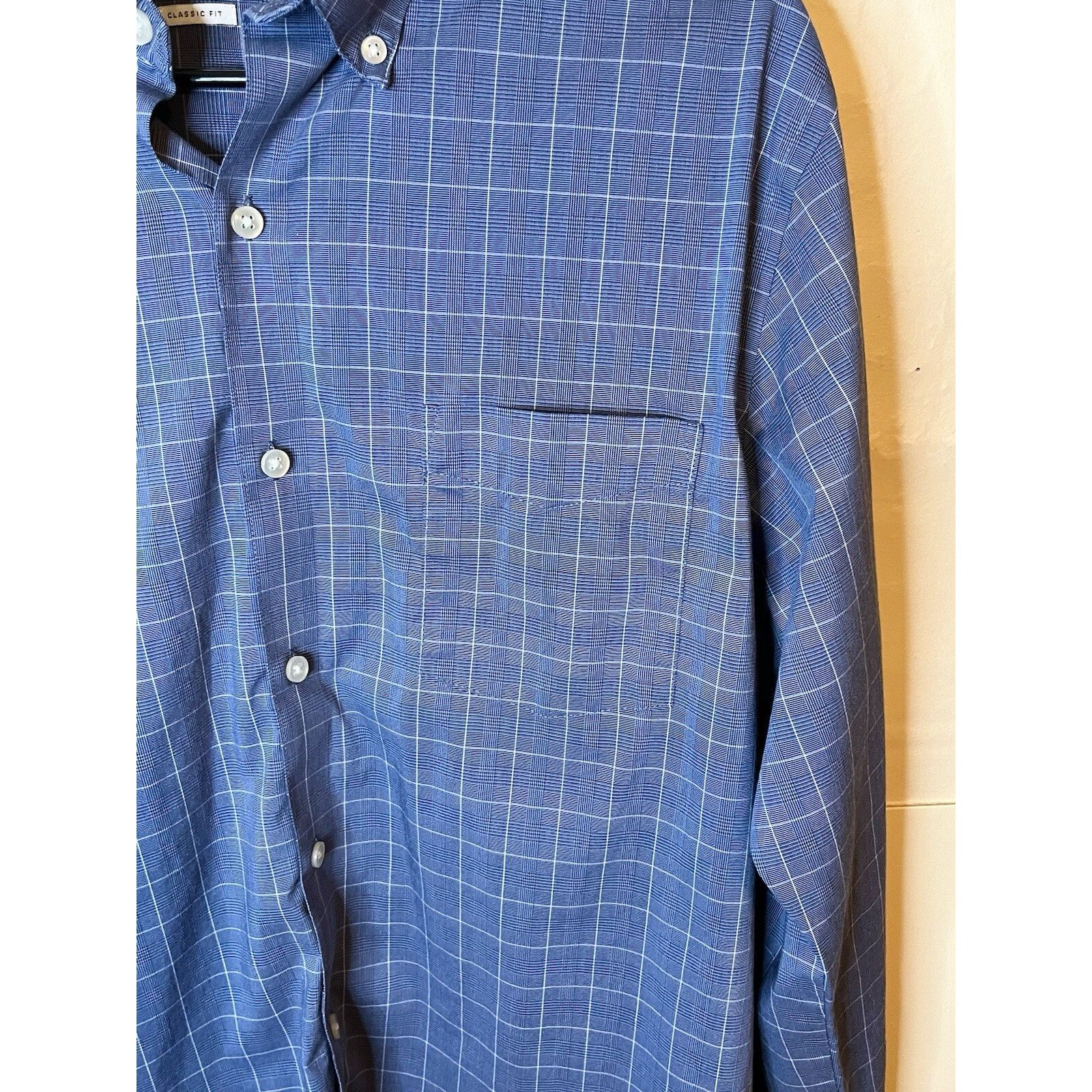Van Heusen Van Heusen Fitted Men’s M Blue Plaid Button Down Dress Shirt Size US M / EU 48-50 / 2 - 2 Thumbnail
