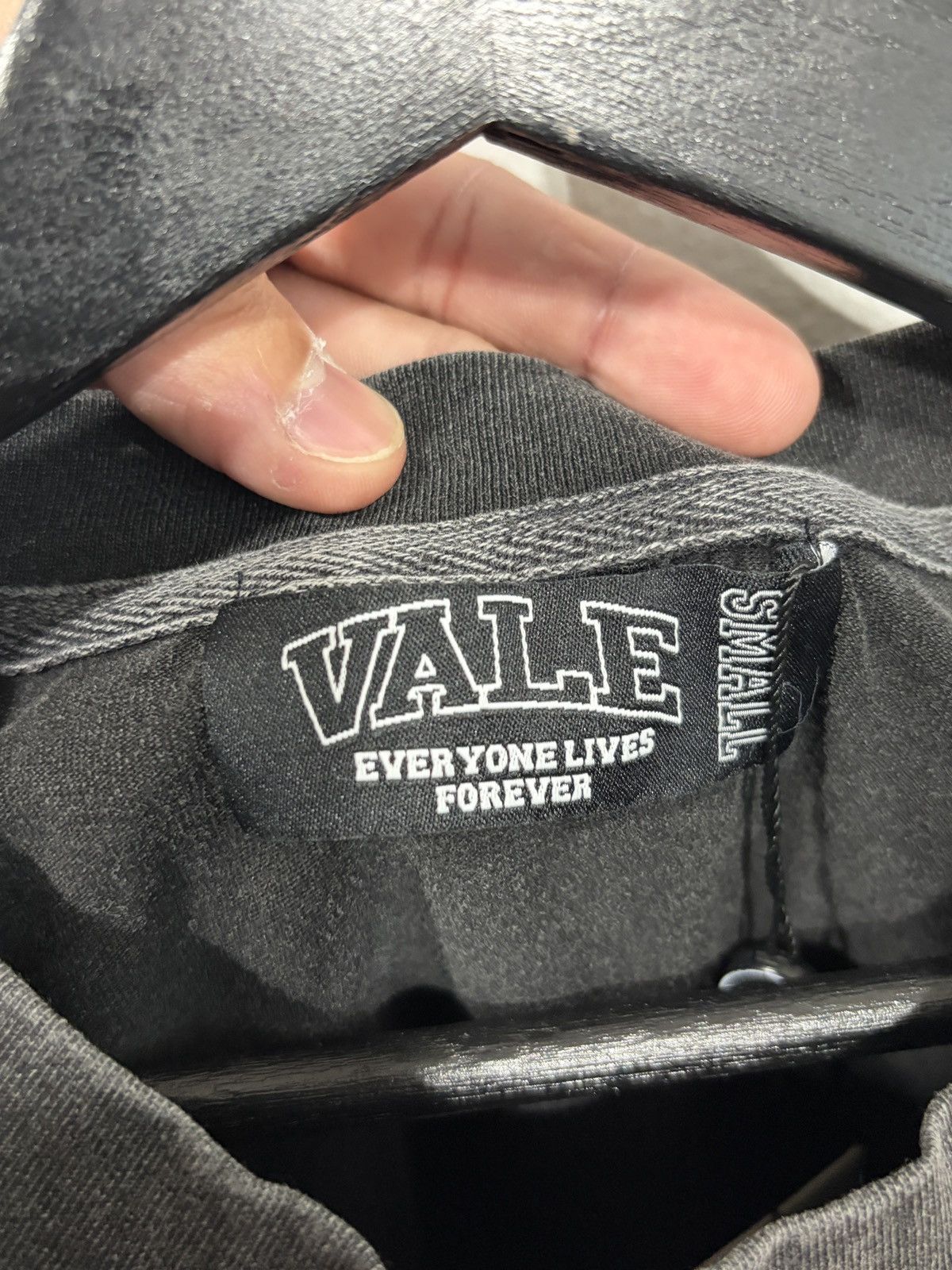 Vale Vale Gator Black Tee Size US S / EU 44-46 / 1 - 4 Thumbnail