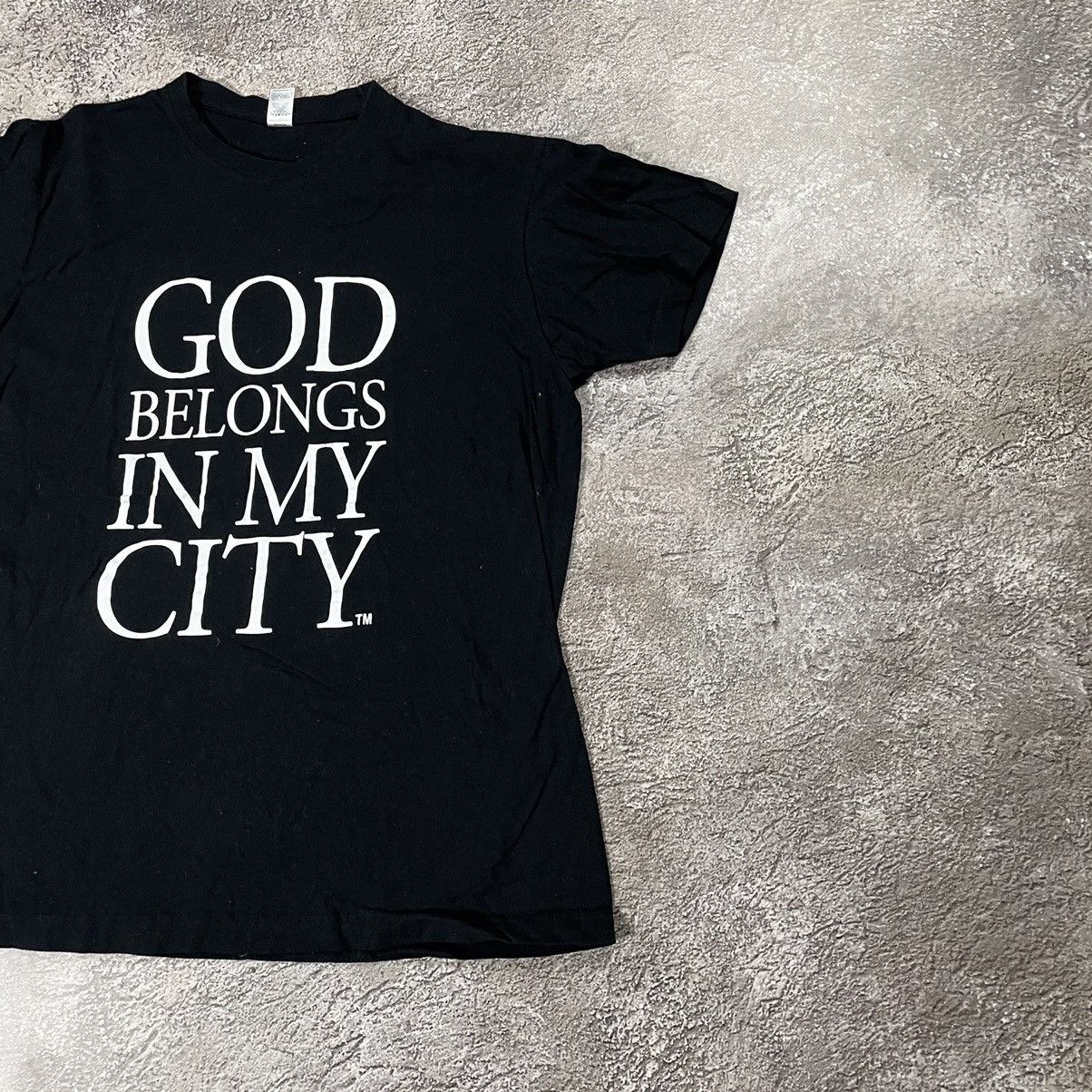Vintage Vintage Y2K Graphic Tee God Belongs in My City Slogan Skate Size US S / EU 44-46 / 1 - 2 Thumbnail
