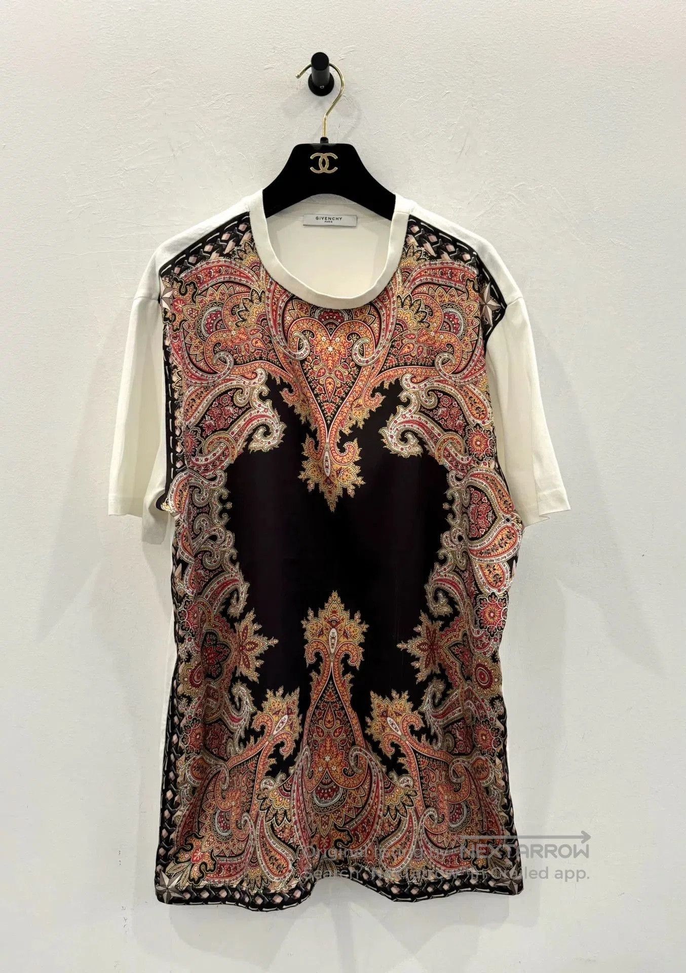 Givenchy Givenchy Silk Star Short. Size XS / US 0-2 / IT 36-38 - 1 Thumbnail