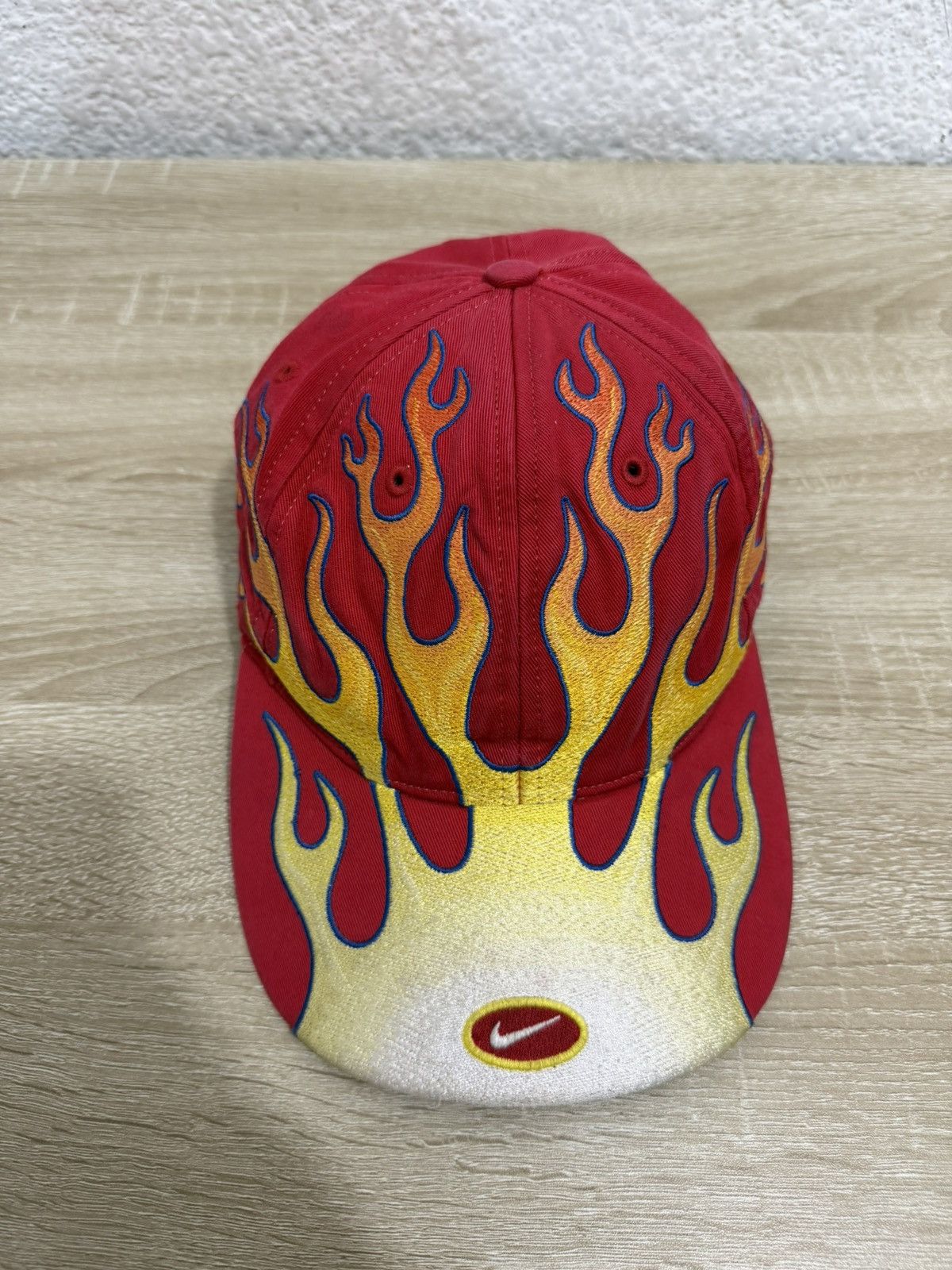 Nike NIKE FLAMES HAT VINTAGE 2000’s GRAIL Size ONE SIZE - 2 Thumbnail