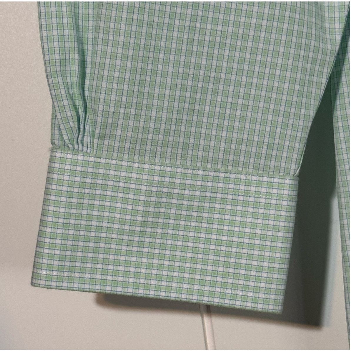 Brooks Brothers Brooks Brothers Regent Fit Green Gingham Dress Shirt 15 2/3 Size M / US 6-8 / IT 42-44 - 4 Thumbnail