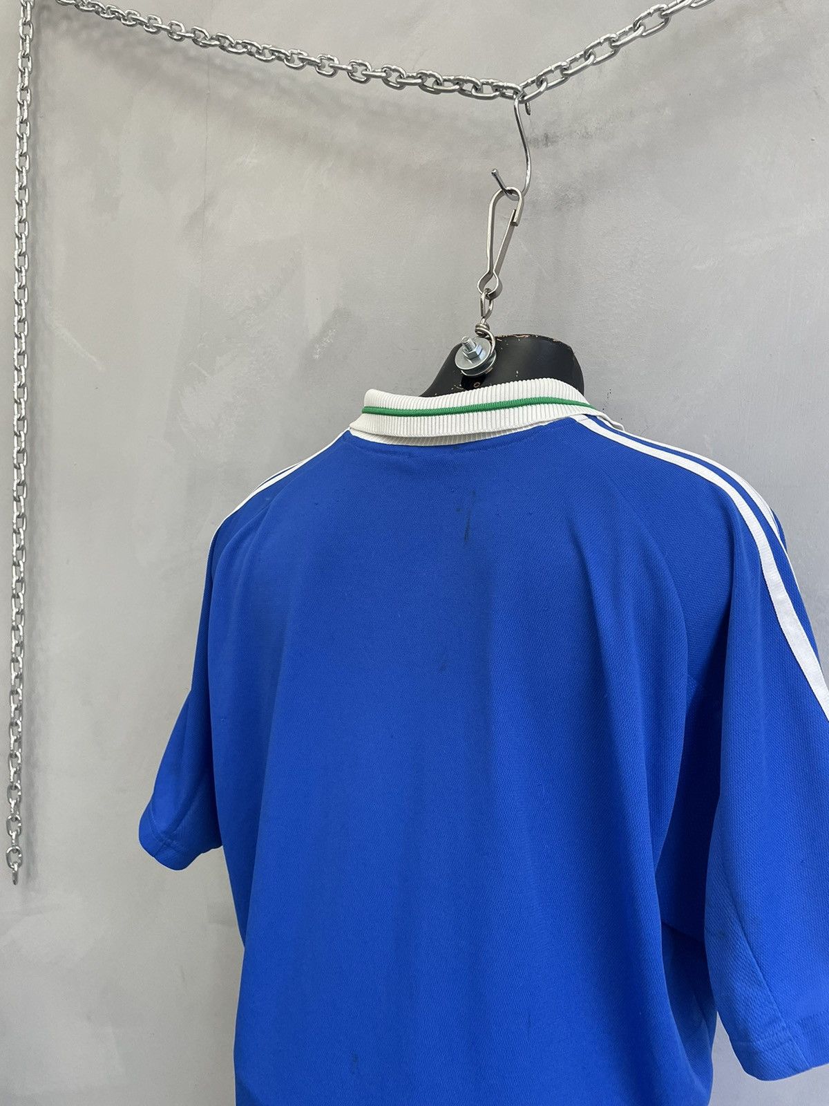 Adidas Vintage retro wigan athletic 2000s jersey t shirt Size US L / EU 52-54 / 3 - 12 Thumbnail