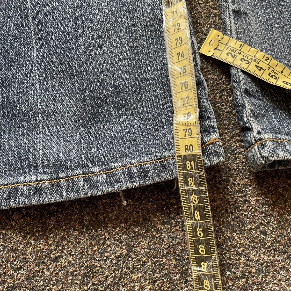 Vintage Vintage Y2K Distressed Flared Jeans Sun Faded Grunge Boxy 30 Size 30" / US 8 / IT 44 - 7 Thumbnail