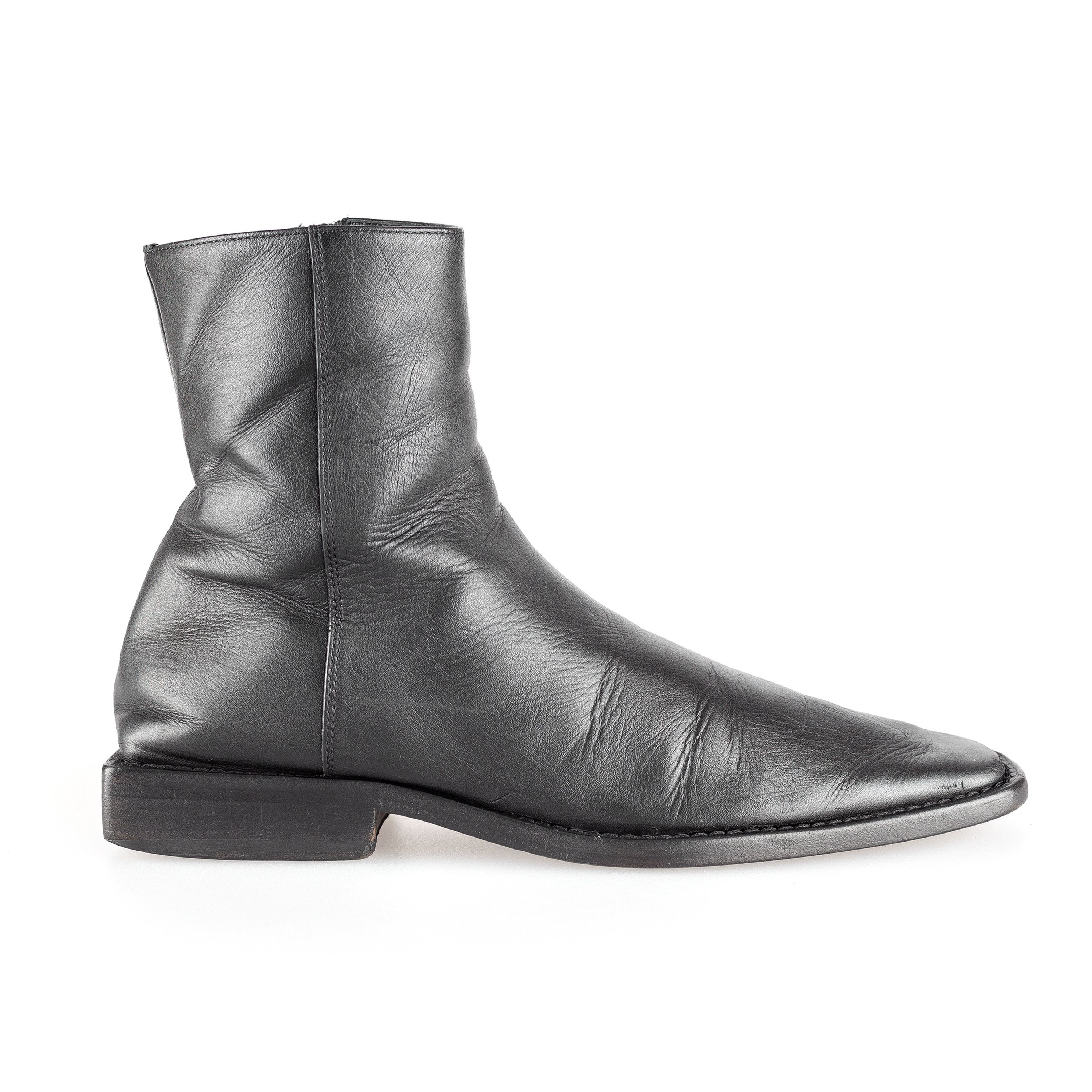 Balenciaga Balenciaga BB RIM BACK LOGO LEATHER BOOTS (39 EU) Size US 8 / IT 38 - 2 Thumbnail
