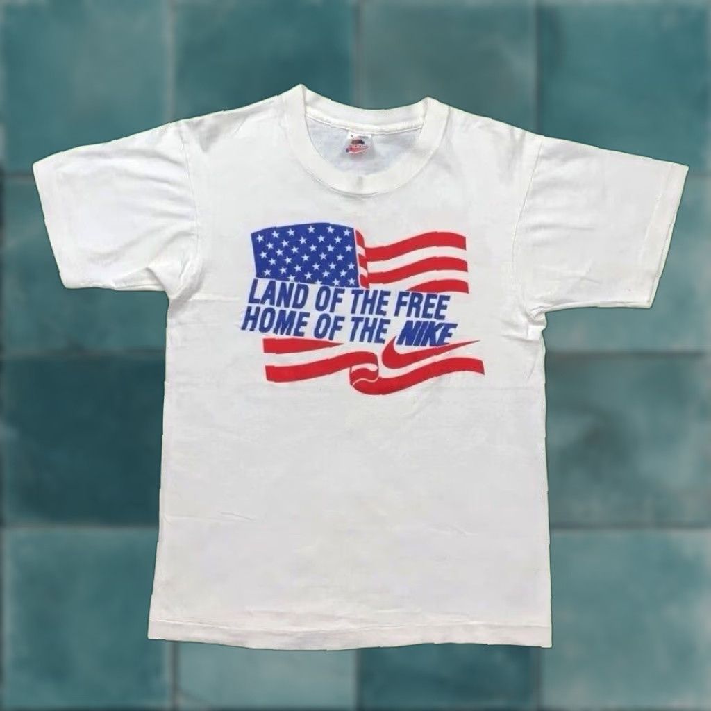 Nike VINTAGE Nike T-Shirt USA Flag Capital Challenge 90s Graphic Tee Men Medium White Unisex Crew Neck Short Sleeve USA 80s 70s 90s Sportswear/Beach Size US M / EU 48-50 / 2 - 1 Thumbnail