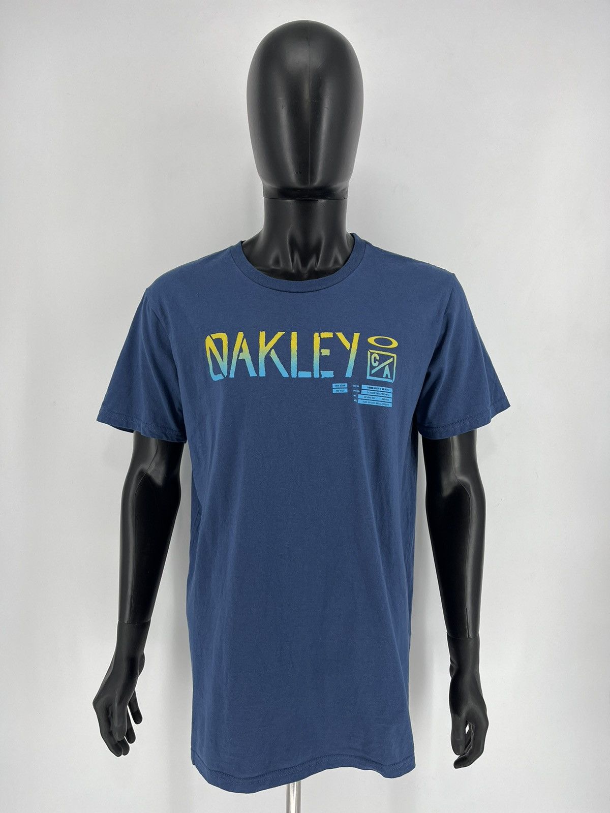 Japanese Brand × Oakley Vintage 90s Oakley Software Big Logo T-shirts Outdoor Life Size US L / EU 52-54 / 3 - 2 Thumbnail