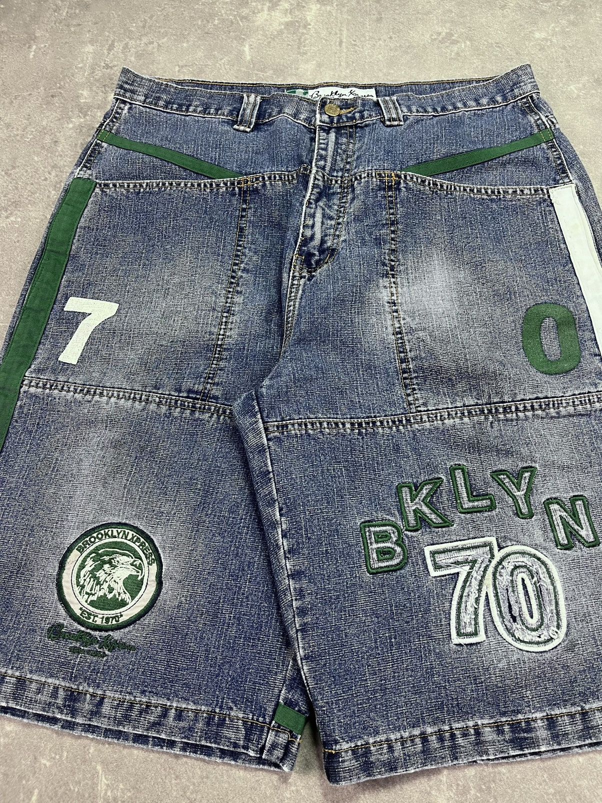 Brooklyn Xpress Brooklyn Xpress Mega Baggy Y2K Patches Denim Jorts Shorts 36 Size US 36 / EU 52 - 4 Thumbnail