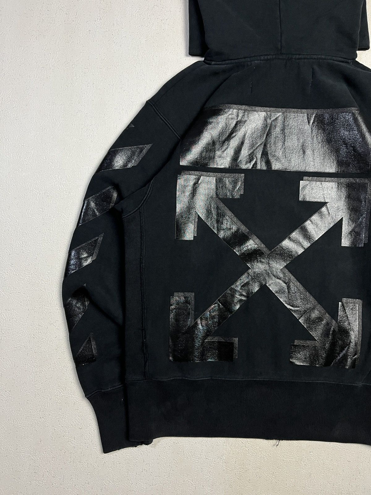Champion × Off-White FW17 Off-White Champion Distressed Hoodie Size US M / EU 48-50 / 2 - 13 Thumbnail
