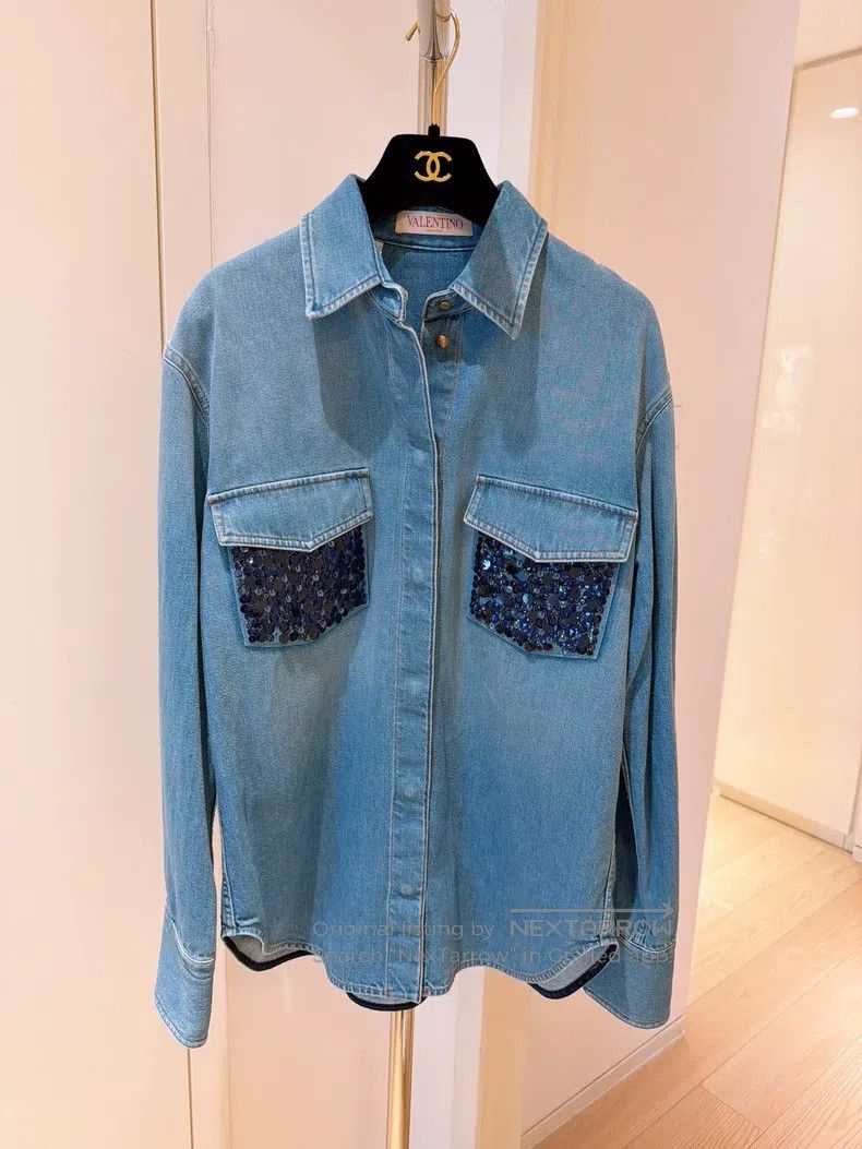 Valentino Valentino Sequin pocket shirt-style denim jacket Size XS / US 0-2 / IT 36-38 - 1 Thumbnail