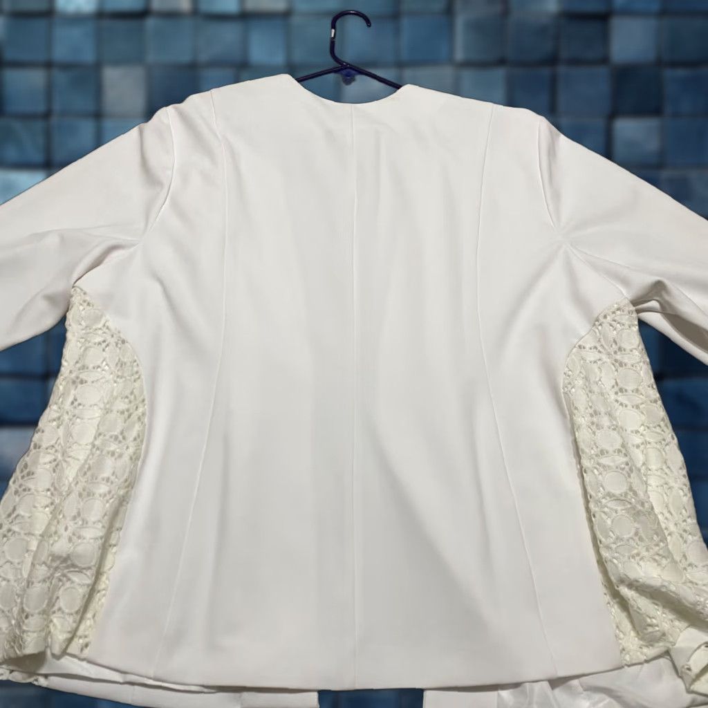 Vintage Catherines Black Label Womens 3X Plus Jacket White Open Front Crochet Sides Size XXL / US 16-18 / IT 52-54 - 1 Thumbnail