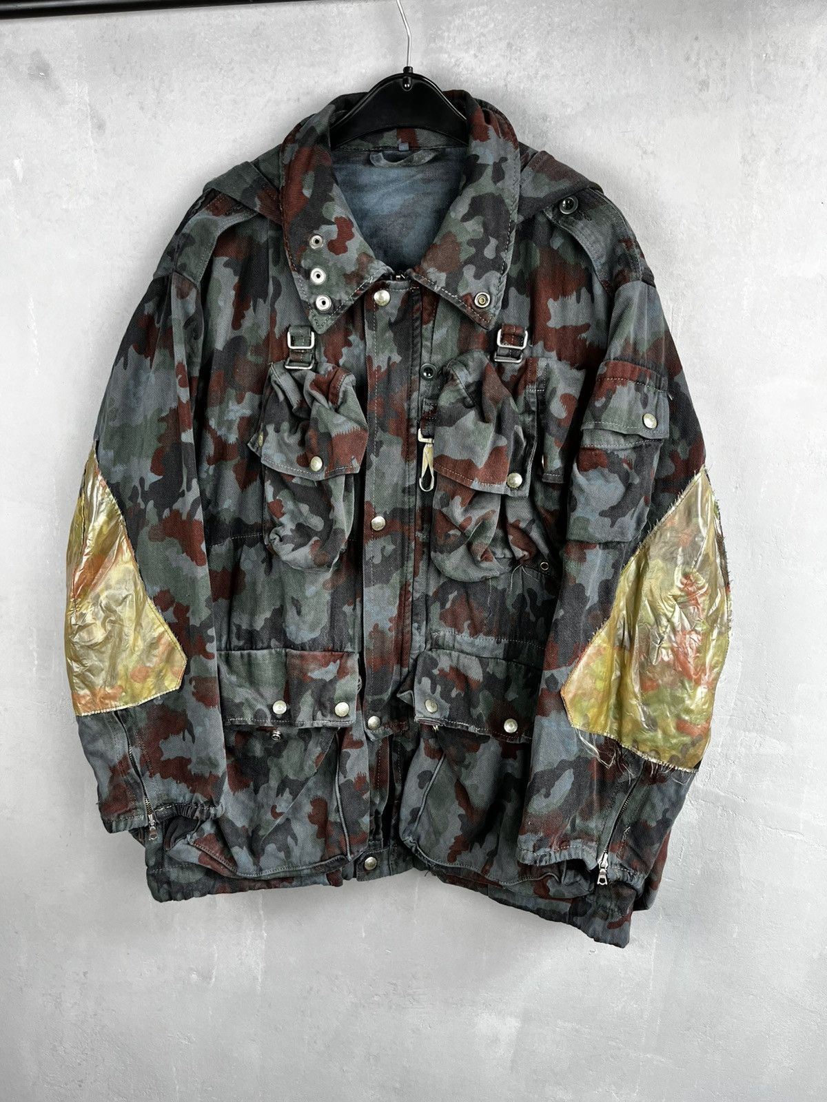 Vintage Vintage Very rare multi-pocket swiss army jacket Size US L / EU 52-54 / 3 - 1 Thumbnail